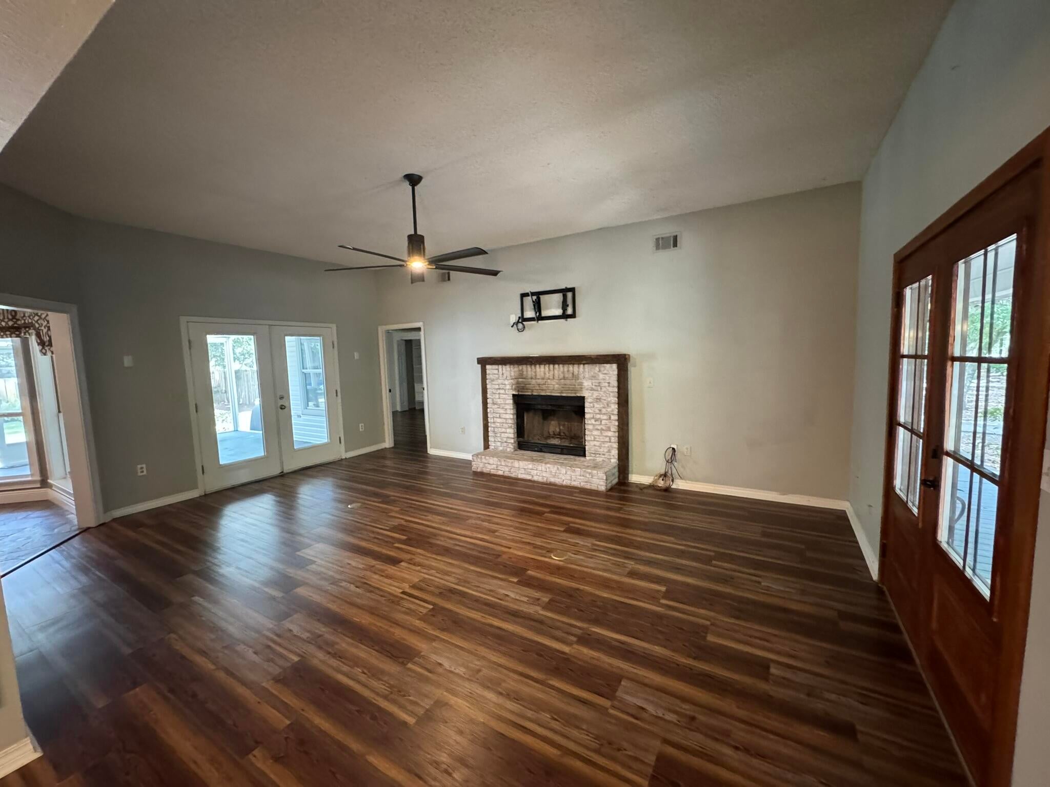 FISCHERS LANDING - Residential Lease