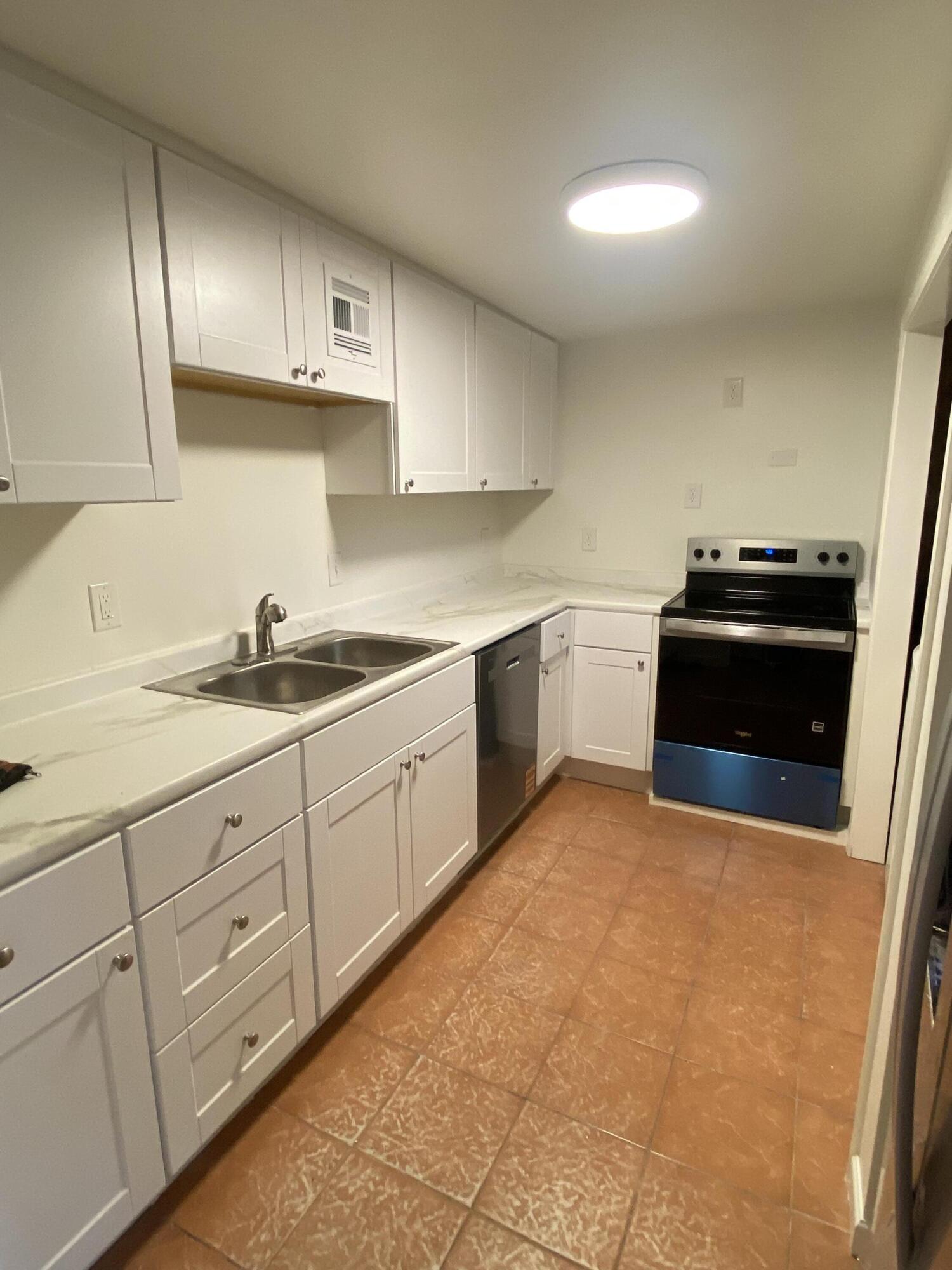Check out this nostalgic Cottage a 3 bedroom 2 bath A-Frame  home in the heart of Fort Walton Beach with in walking distance of schools and shopping! Upstairs bedroom window water view! Covered front porch. Washer & Dryer in unit. Room sizes are approx.

1 year lease, no pets, no smoking, clean credit, minimum FICO credit score 640 required in addition to meeting applicant rental criteria, good and verifiable rental and employment history. Don't wait, schedule your tour today! Call or text for more information.