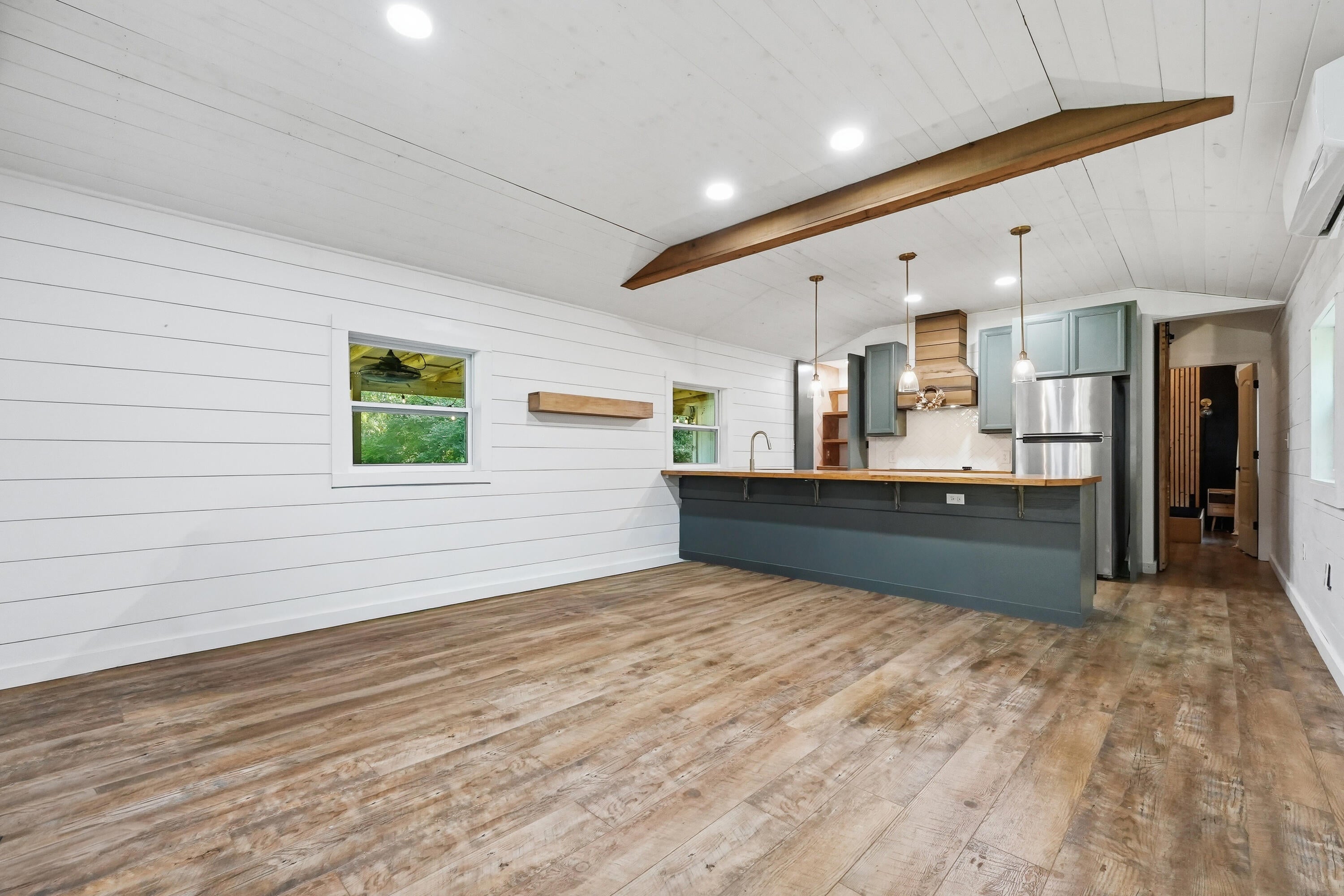 METES & BOUNDS - Residential Lease