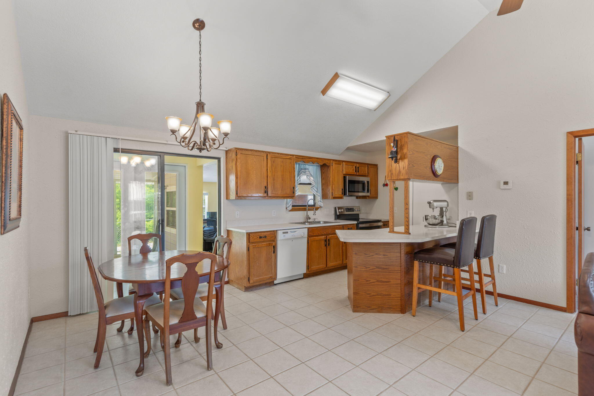 WILLIAMS CREEK ESTATES - Residential