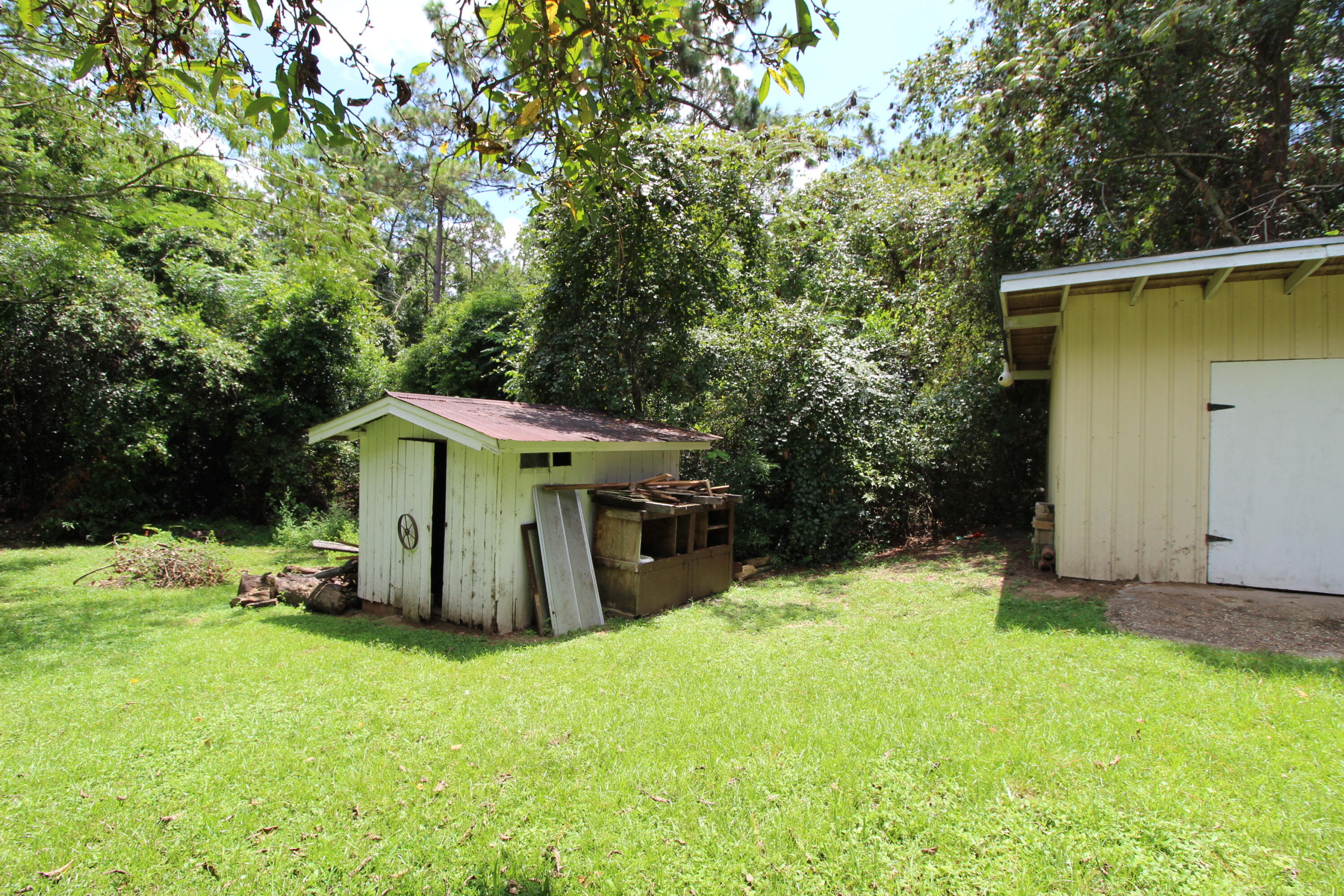 Crestview Suburb - Residential