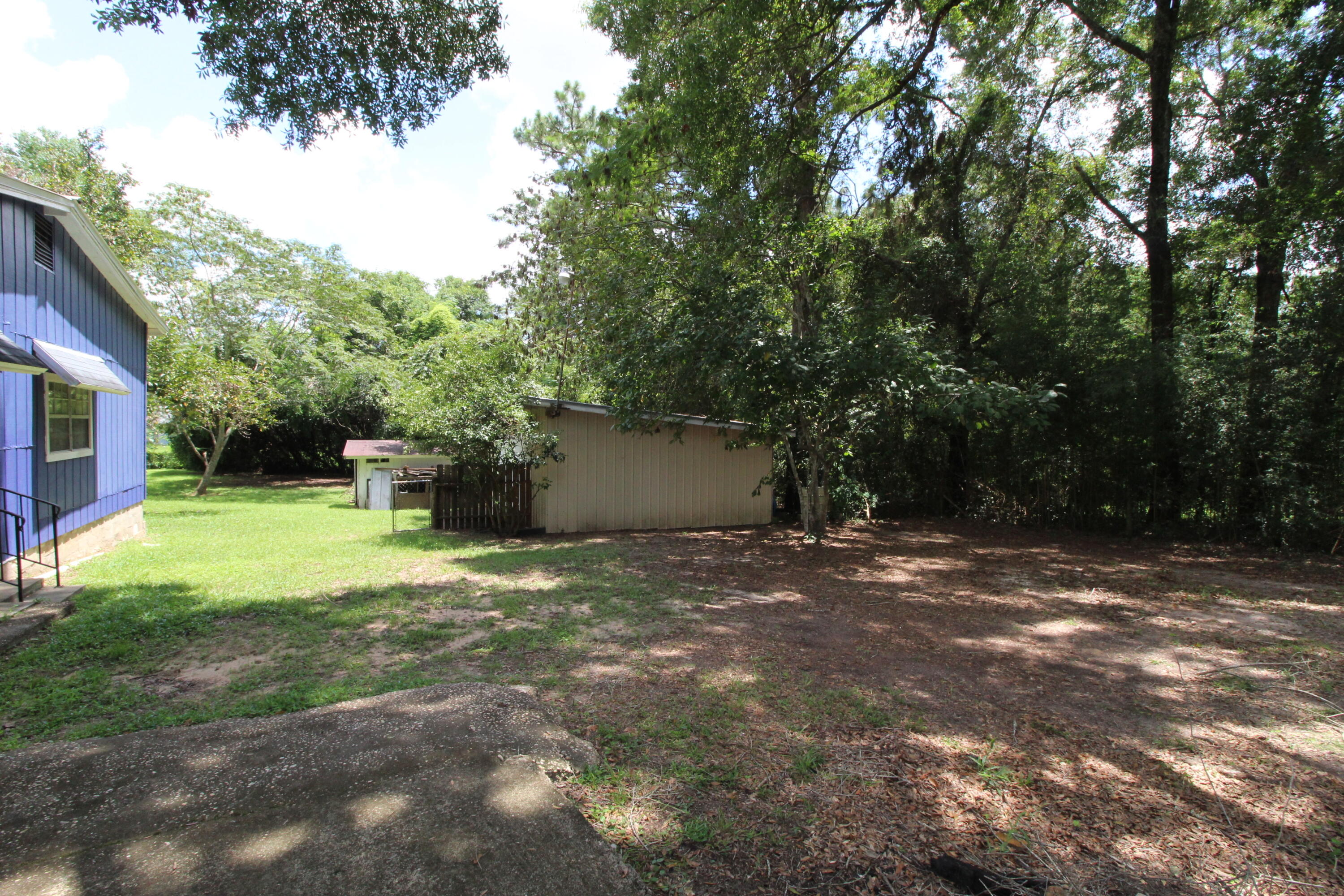 Crestview Suburb - Residential