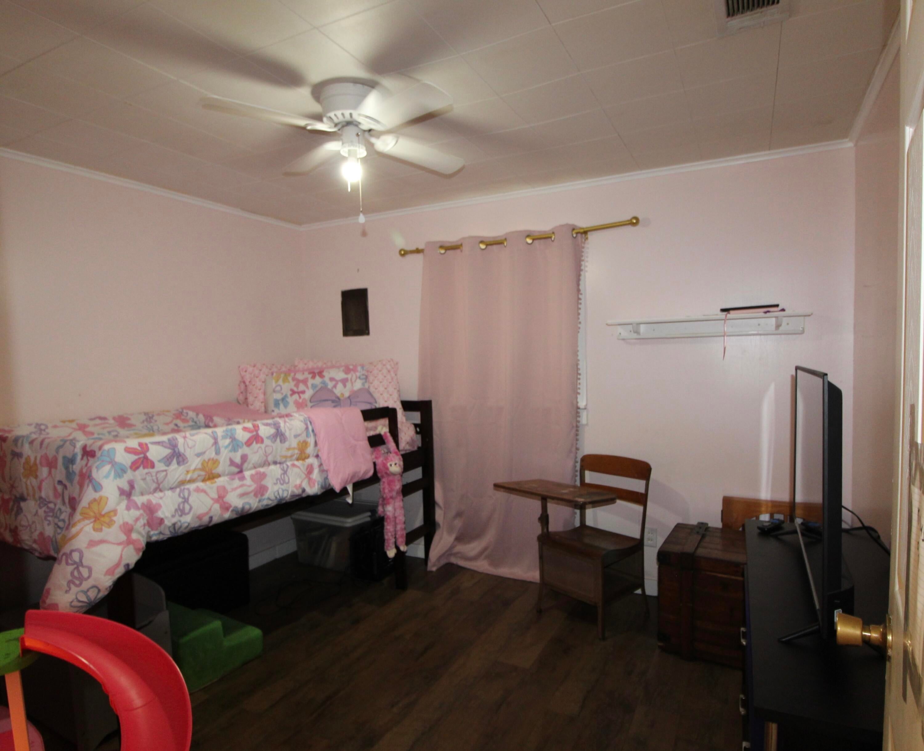 Crestview Suburb - Residential