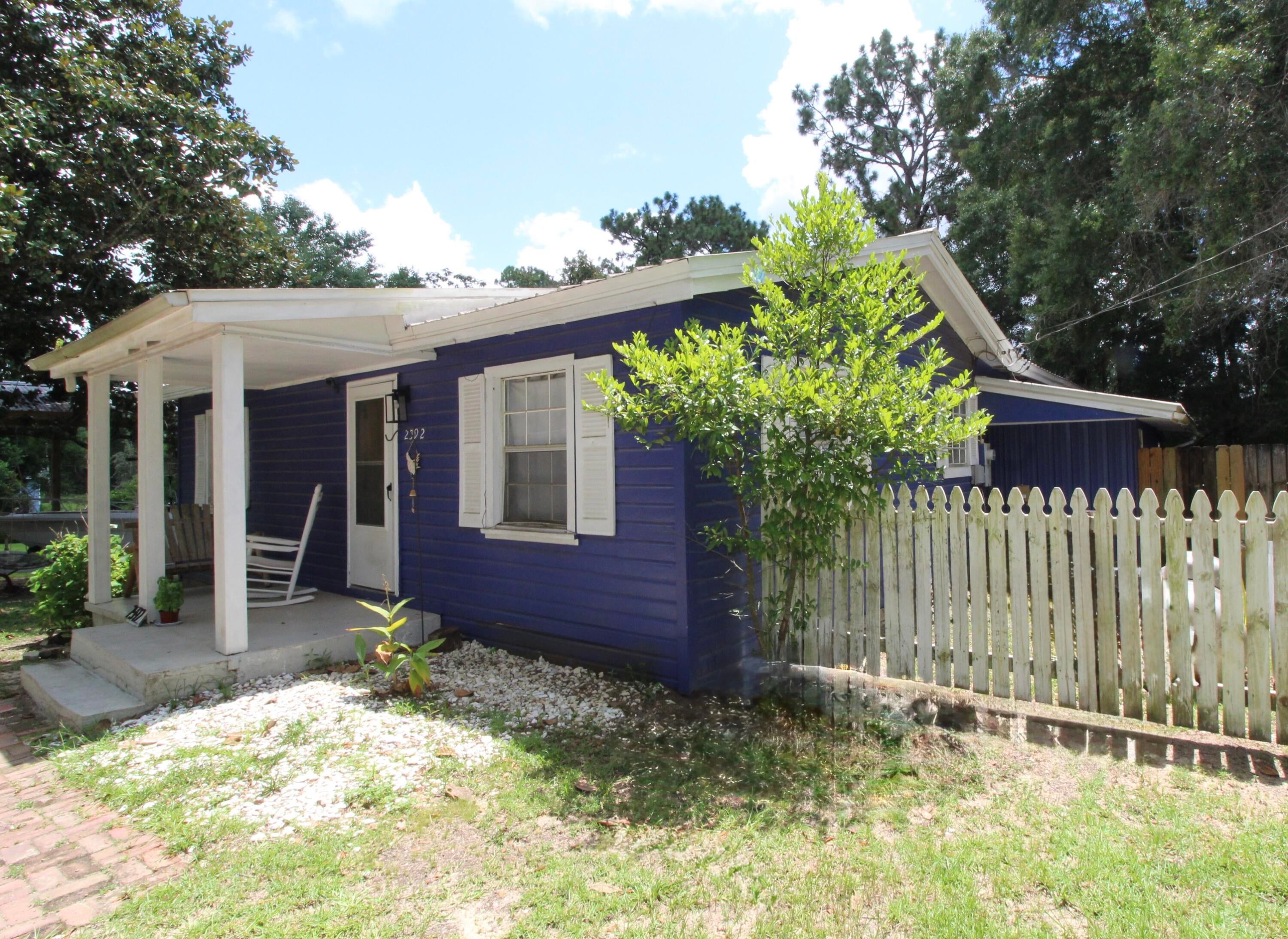 Crestview Suburb - Residential