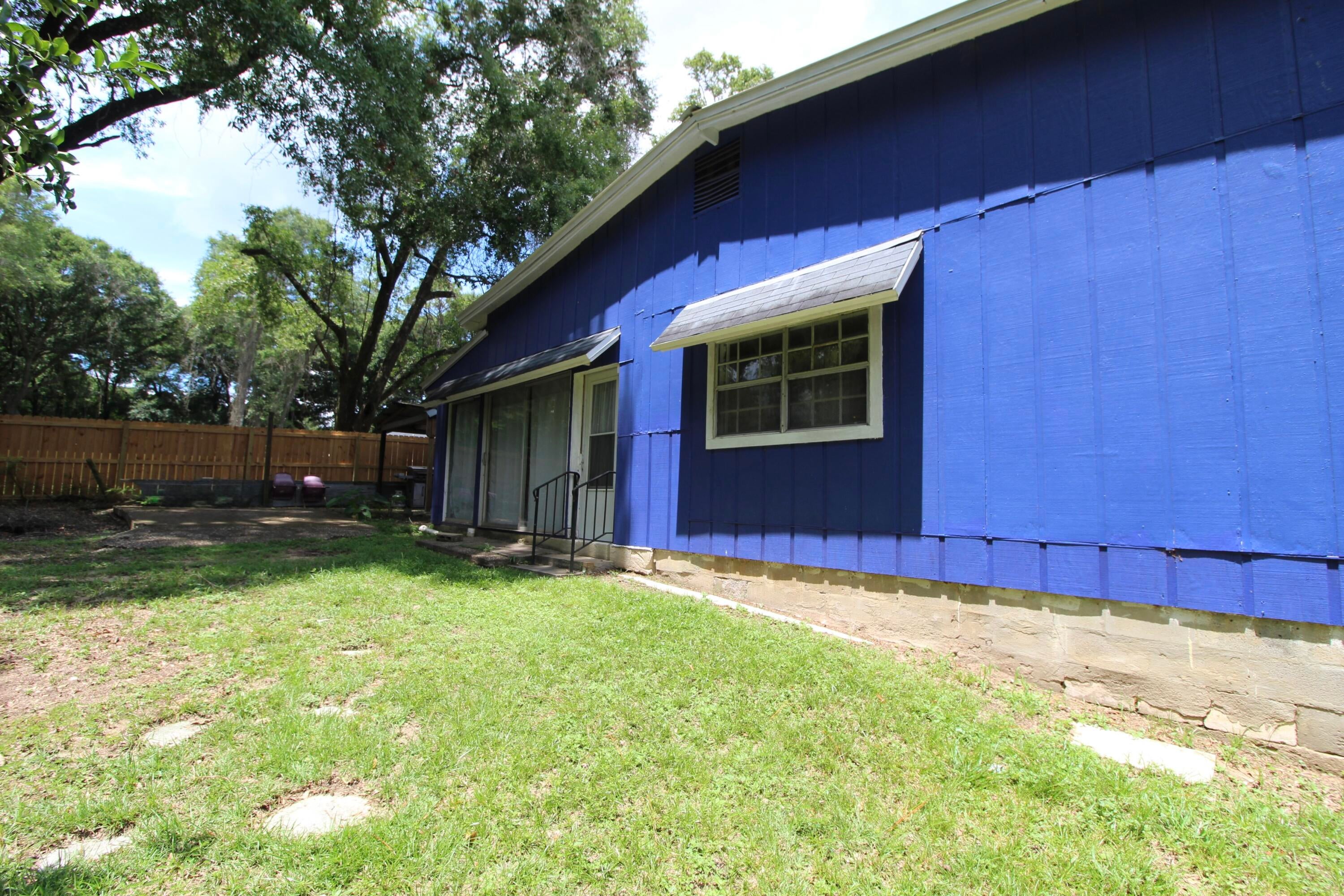 Crestview Suburb - Residential