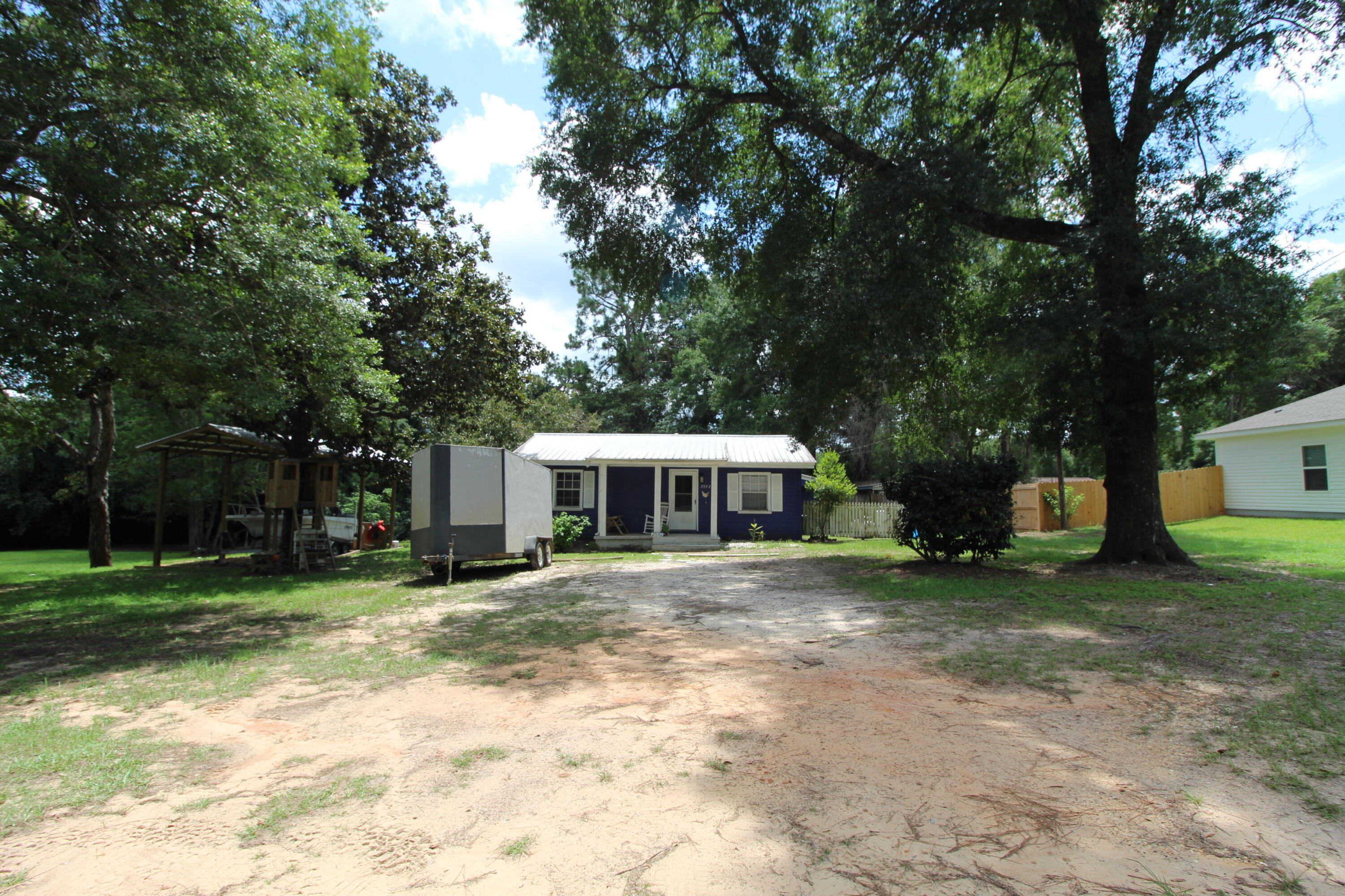 Crestview Suburb - Residential