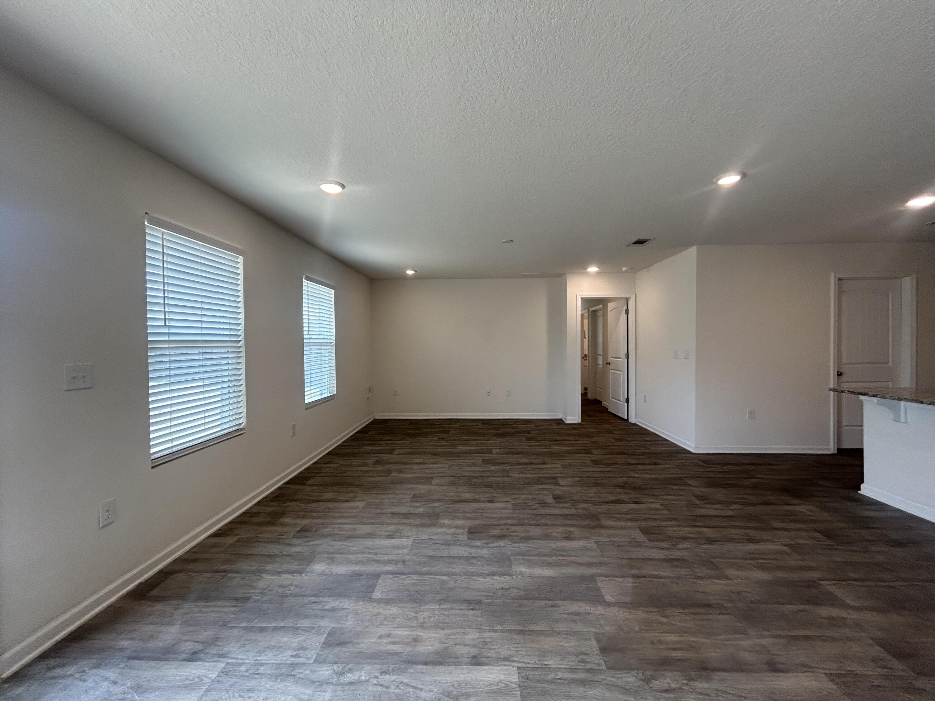 Redstone Commons - Residential Lease
