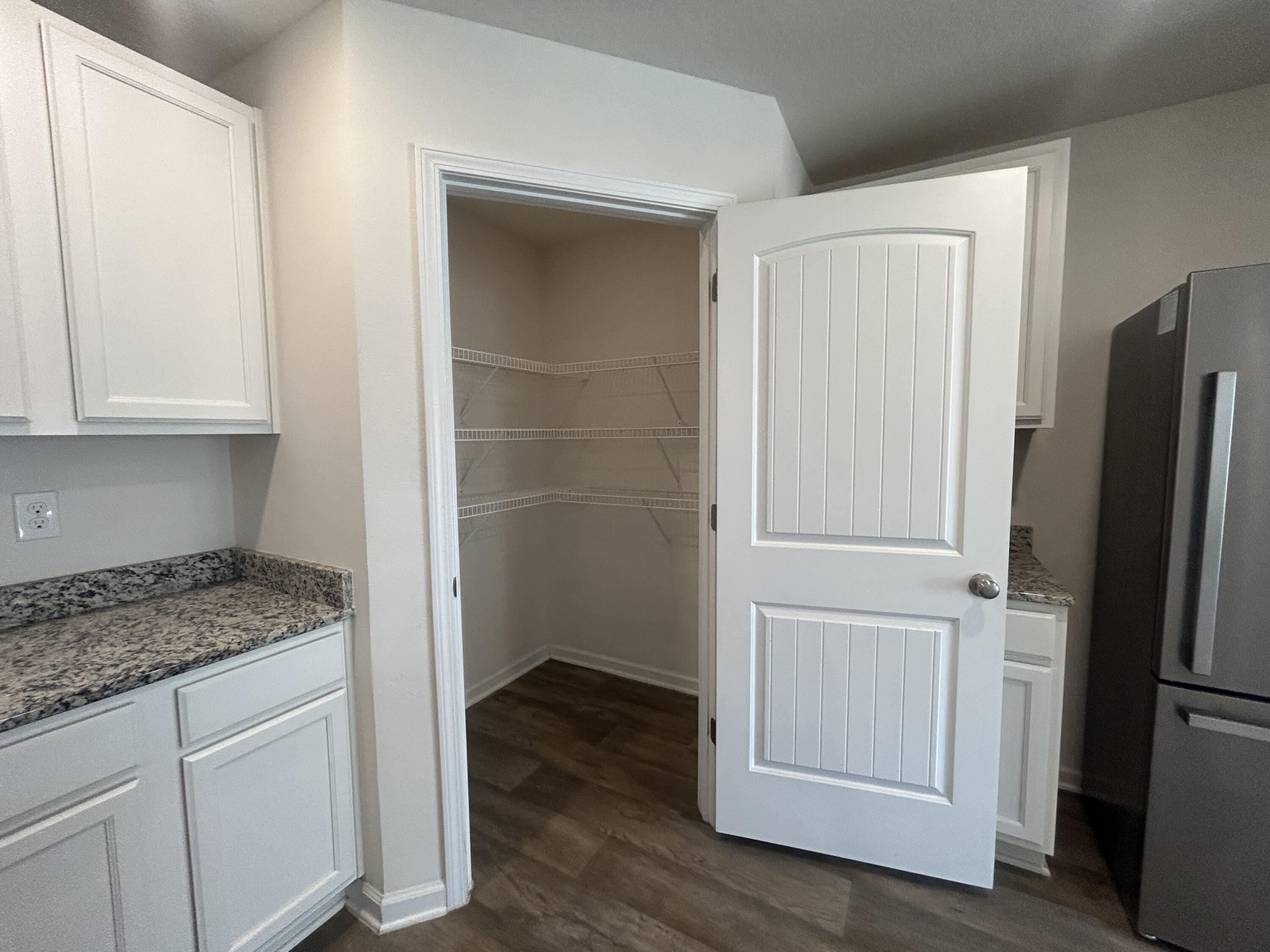 Redstone Commons - Residential Lease