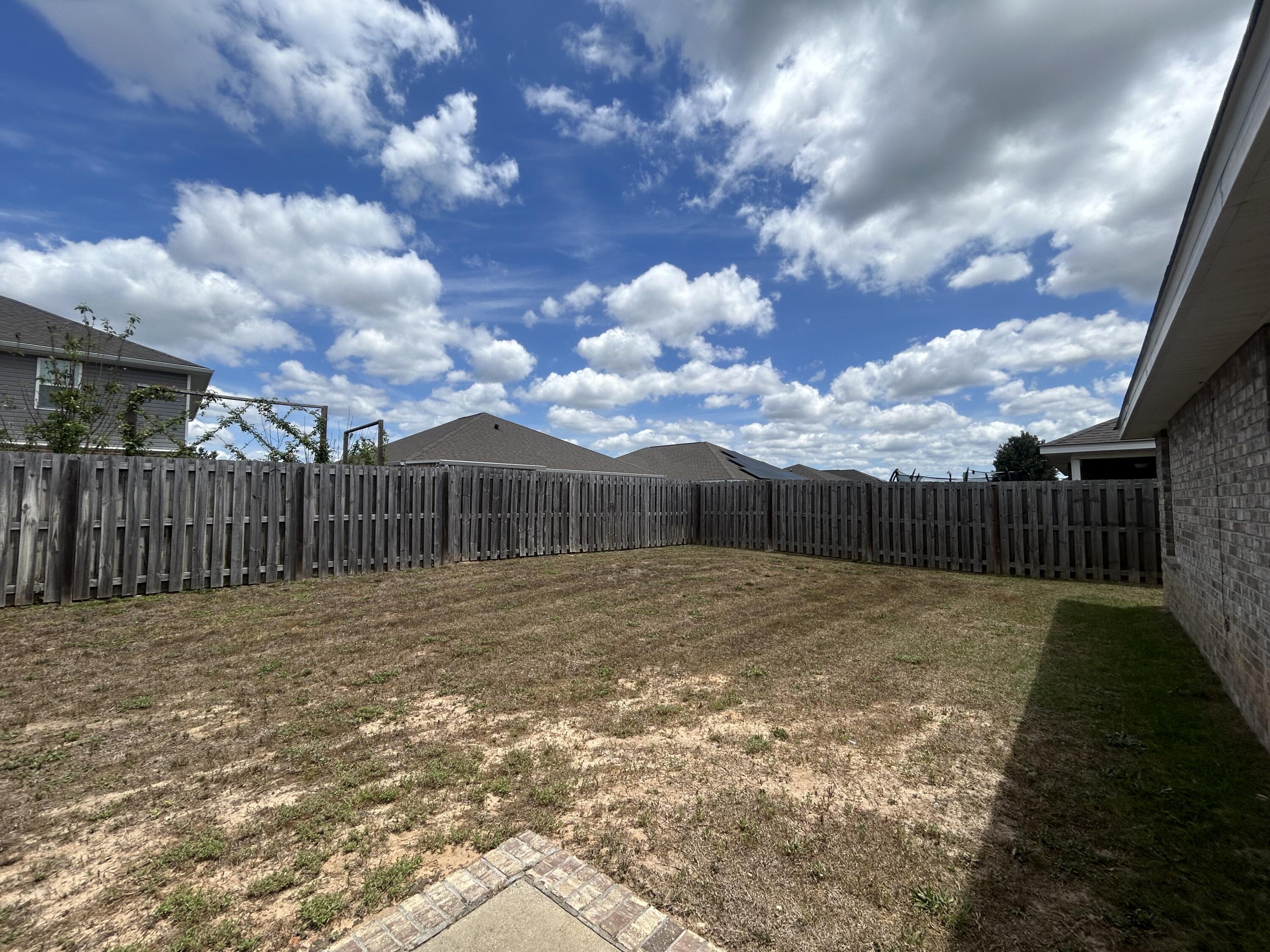 Redstone Commons - Residential Lease