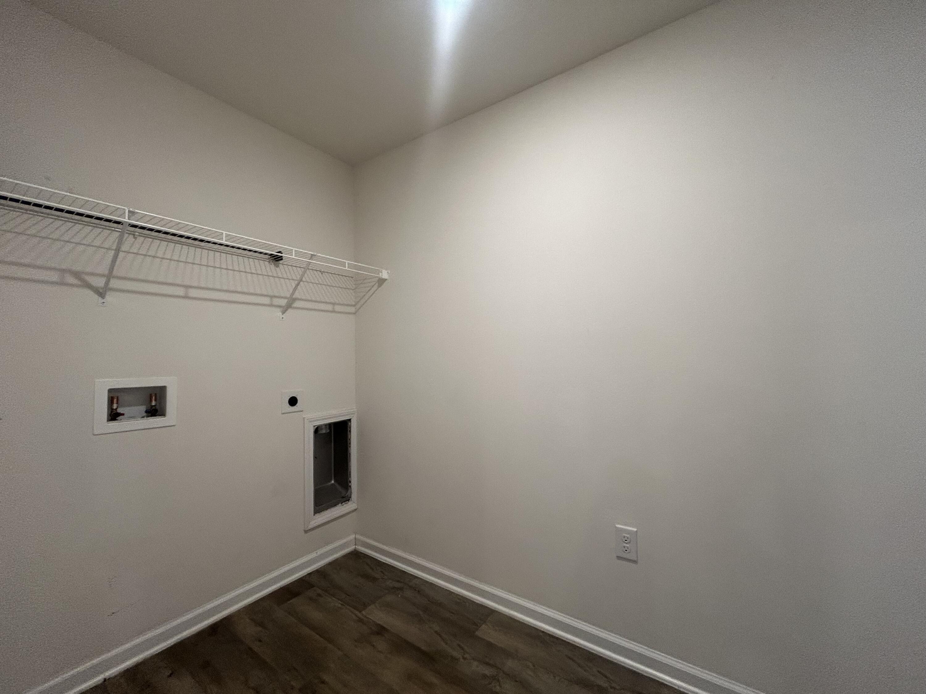 Redstone Commons - Residential Lease