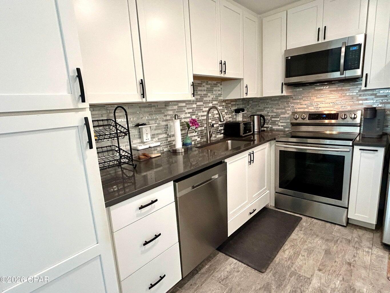 Bay Point Studio Villas Unit 3 - Residential