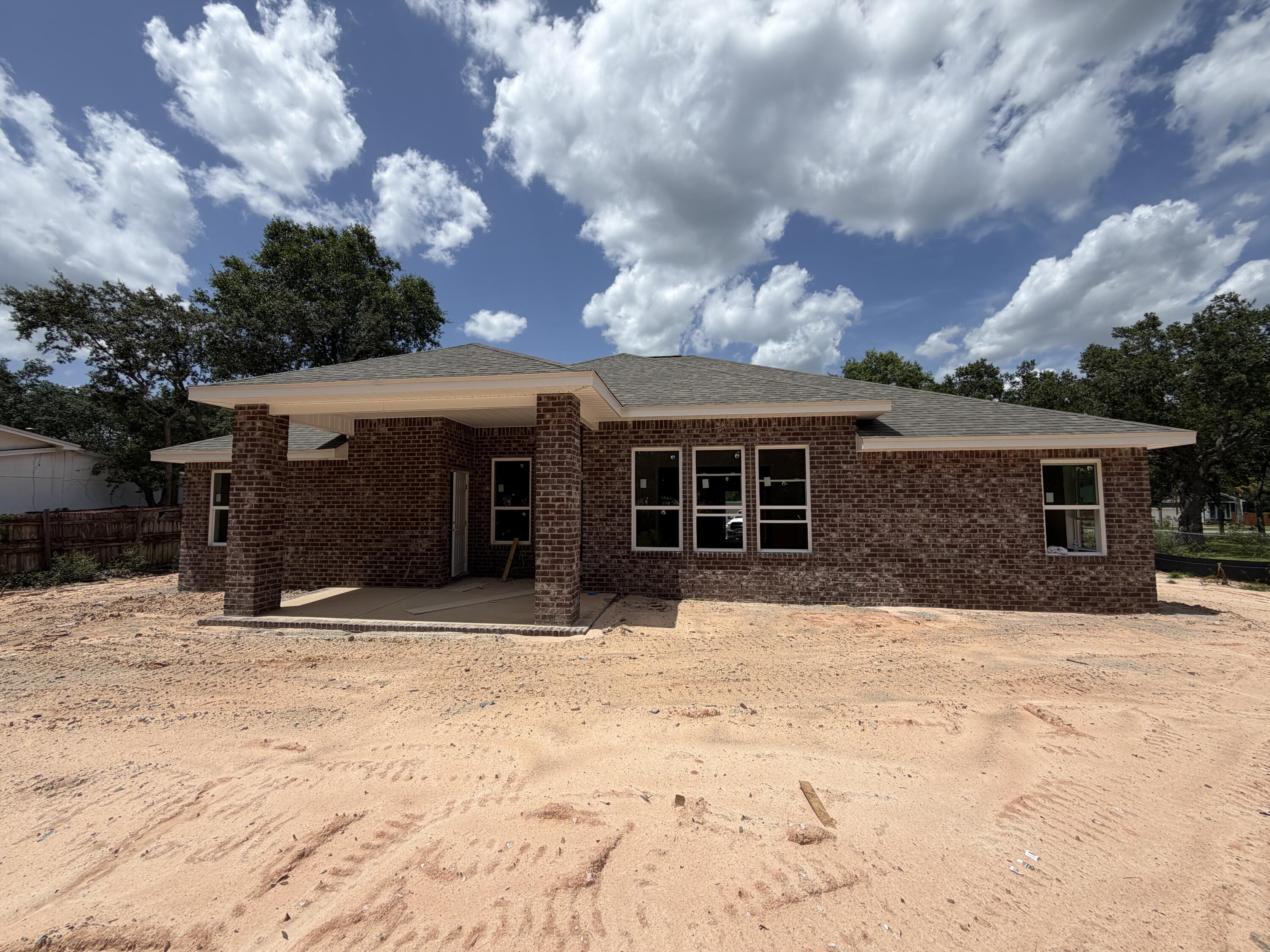 NAVARRE S/D 2ND ADDN - Residential