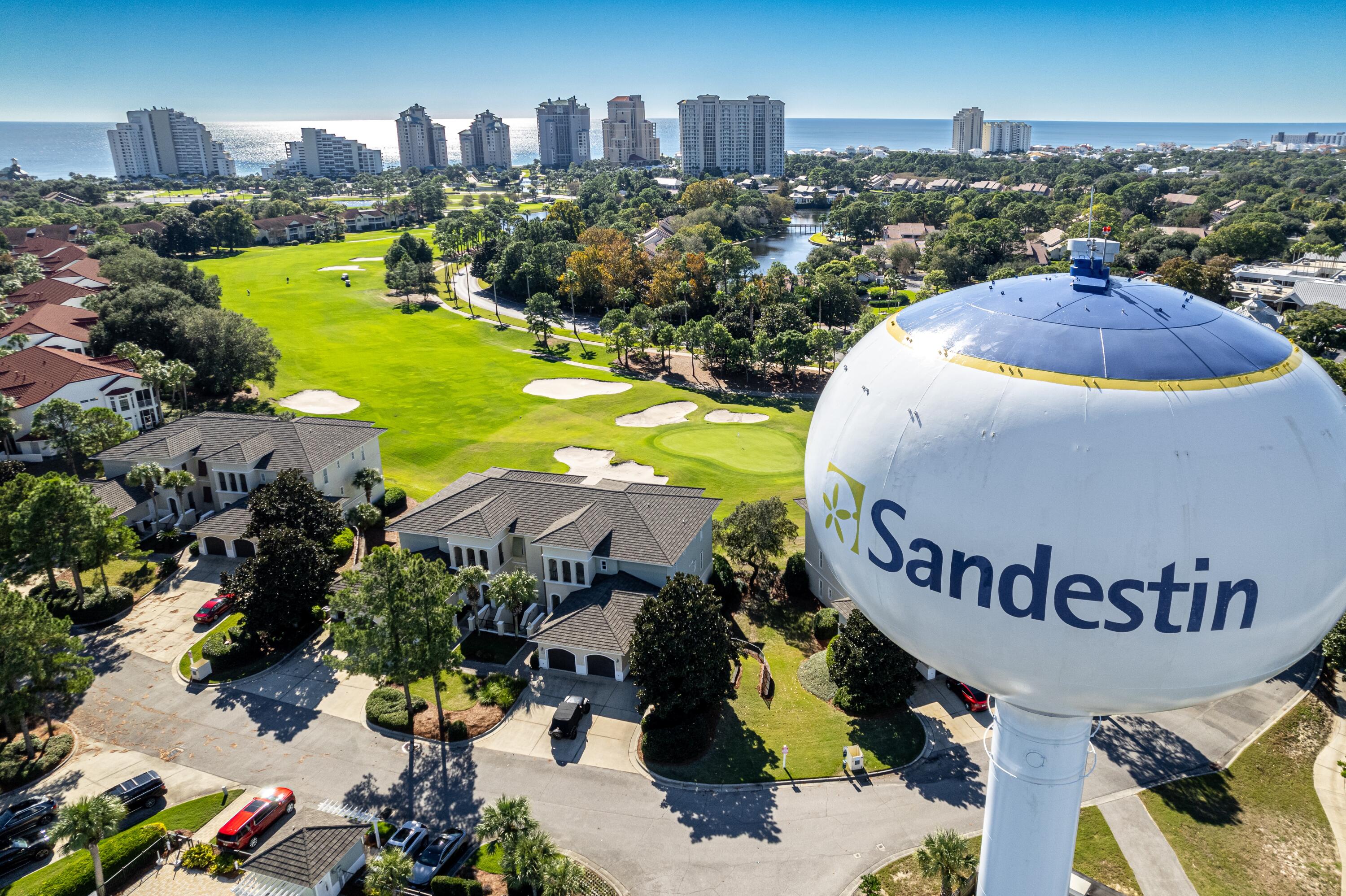 GRAND SANDESTIN - Residential