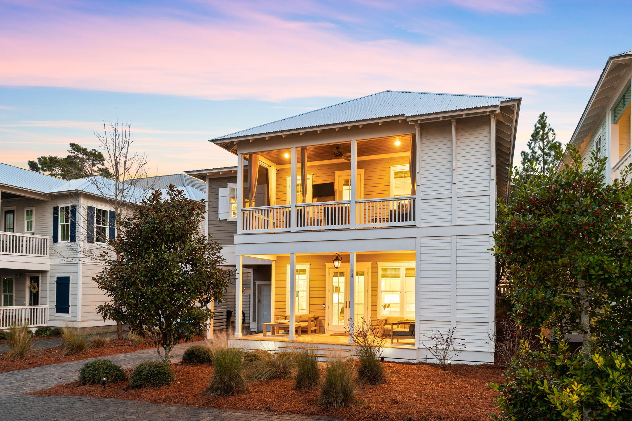 LAKESIDE AT BLUE MOUNTAIN BEACH - Residential