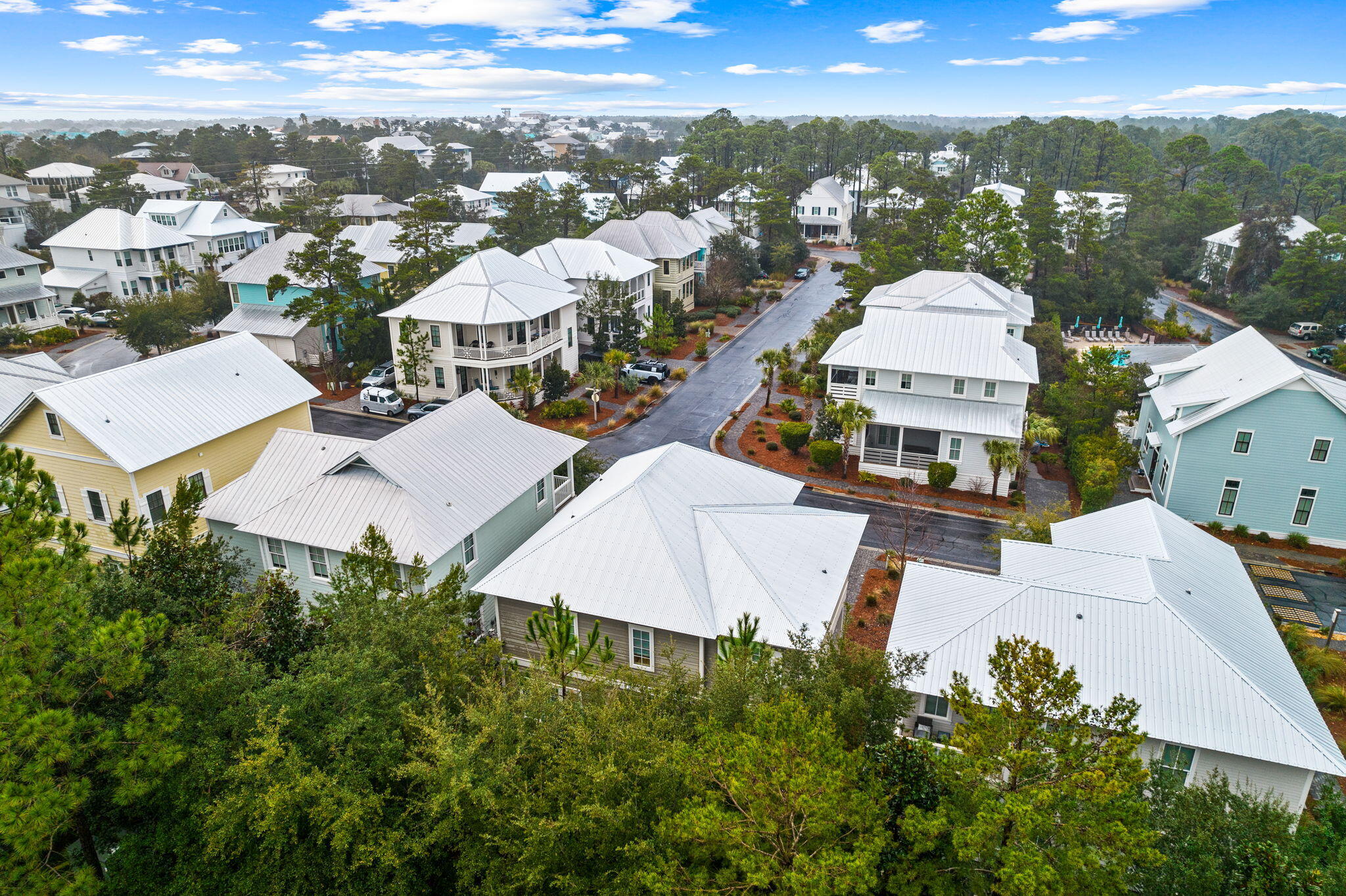 LAKESIDE AT BLUE MOUNTAIN BEACH - Residential