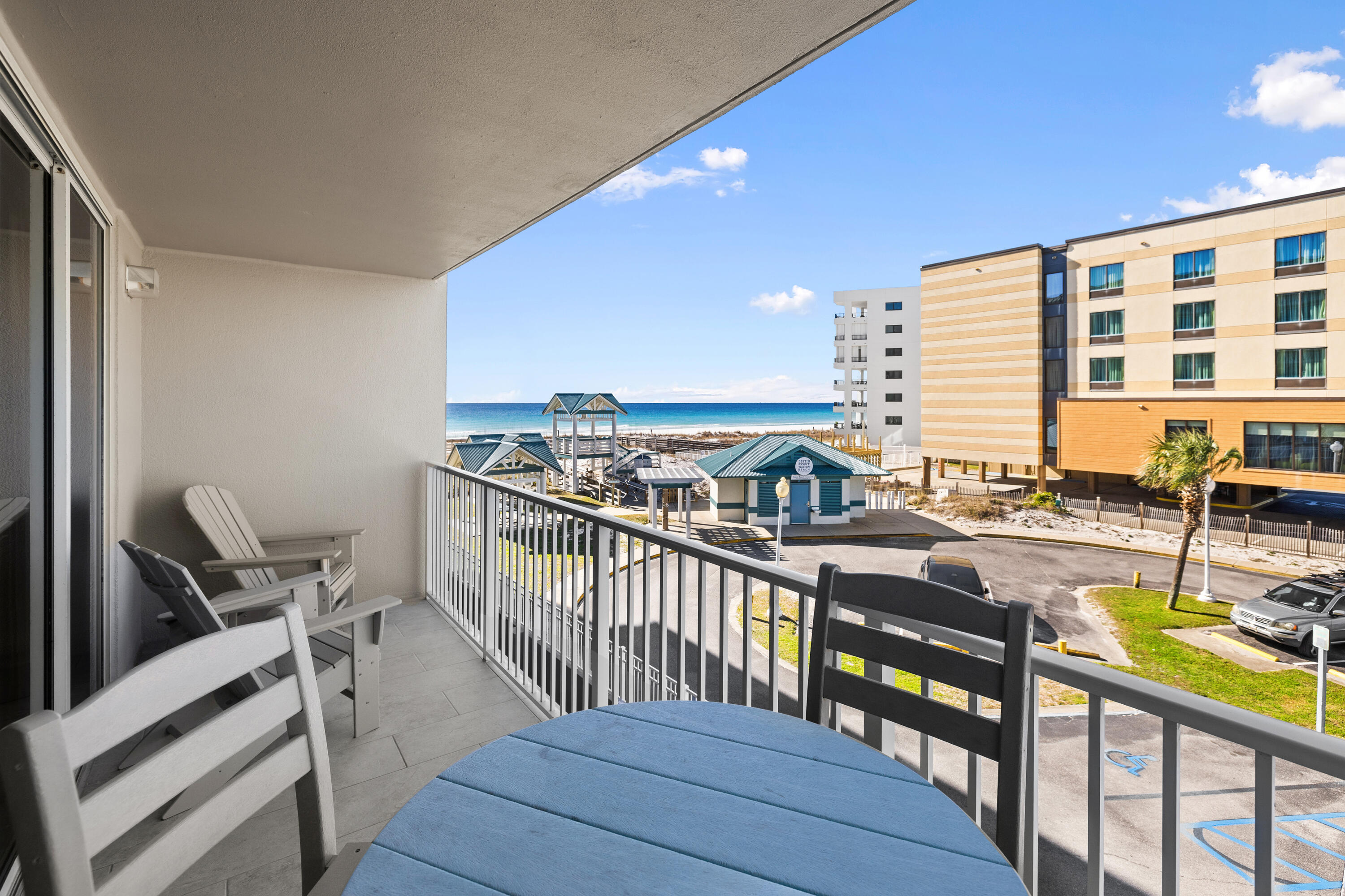 ISLAND PRINCESS - Residential