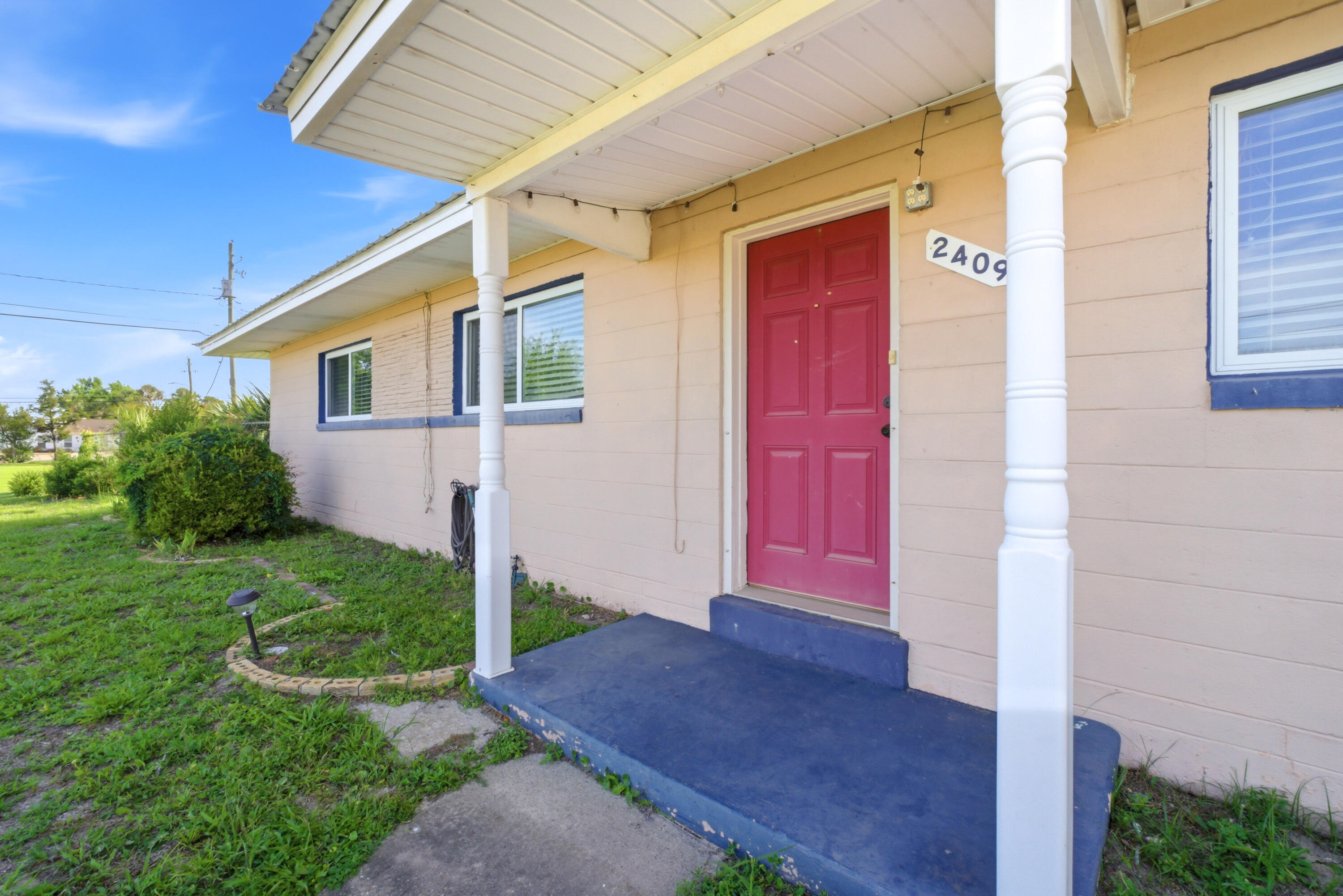 NO RECORDED SUBDIVISION - Residential