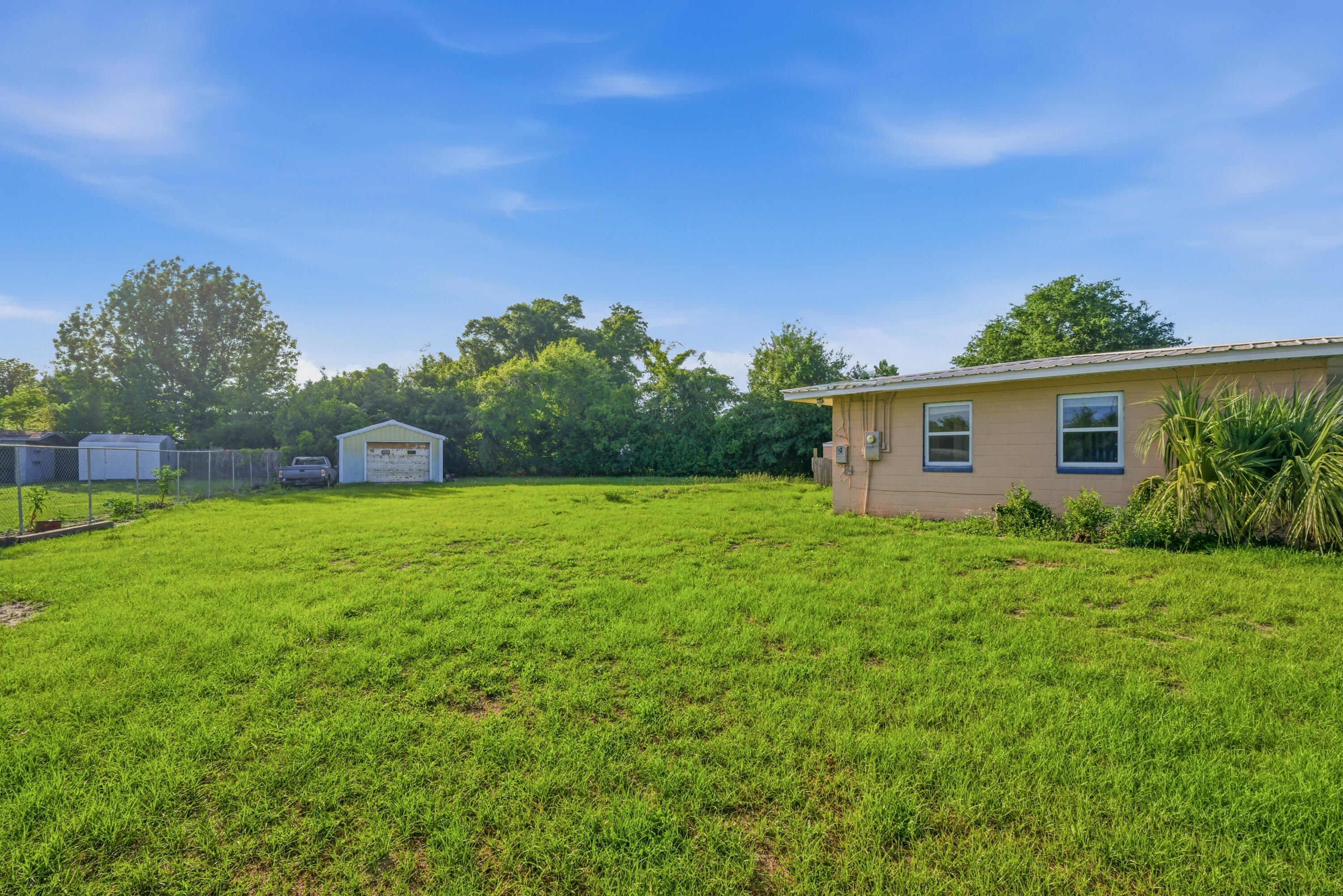 NO RECORDED SUBDIVISION - Residential