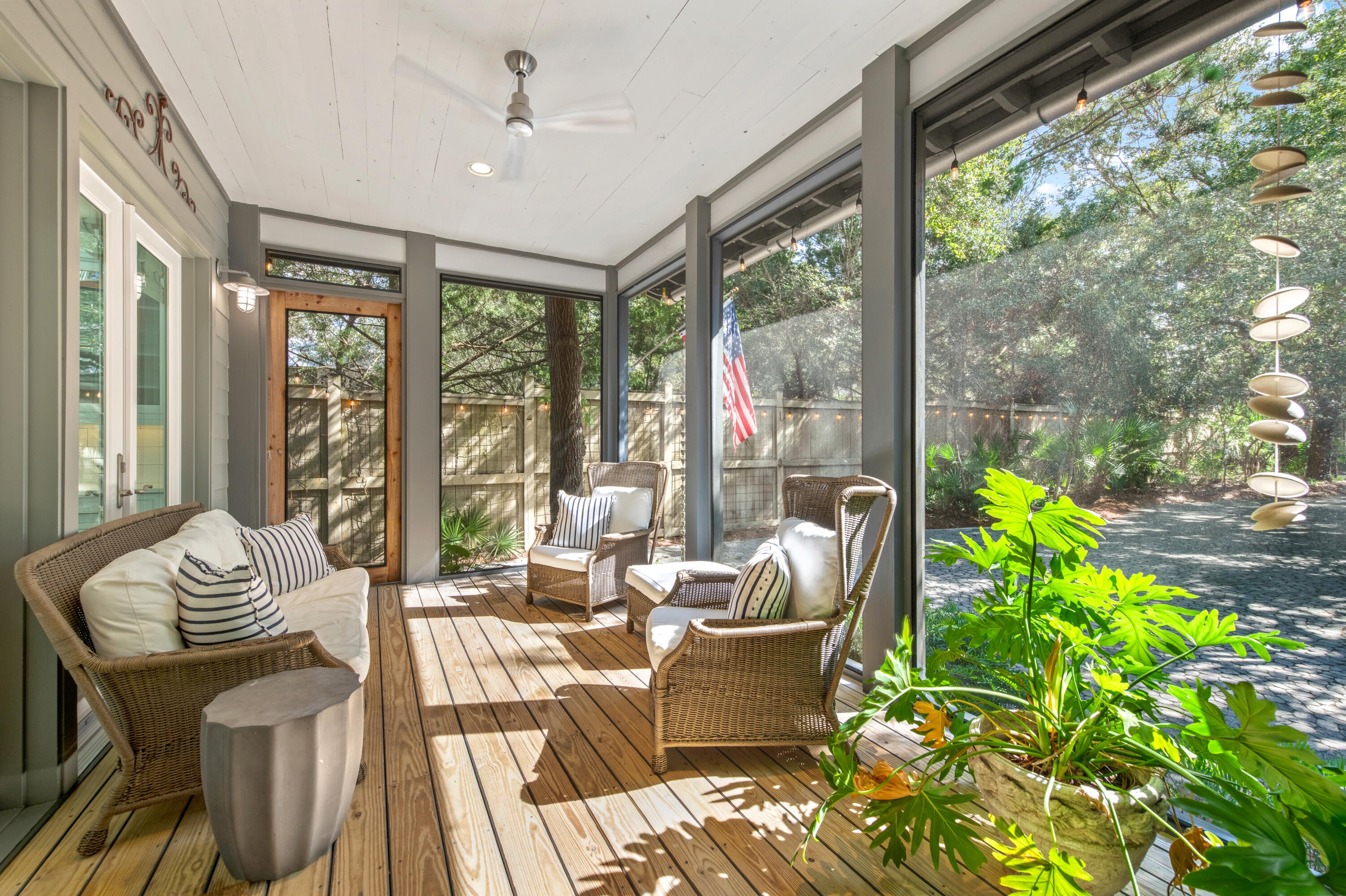 THE HAMMOCKS OF SEAGROVE - Residential