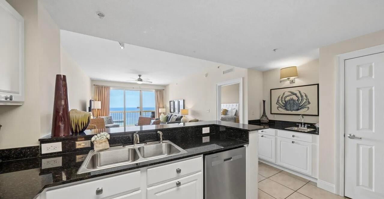 CALYPSO RESORT & TOWERS - Residential