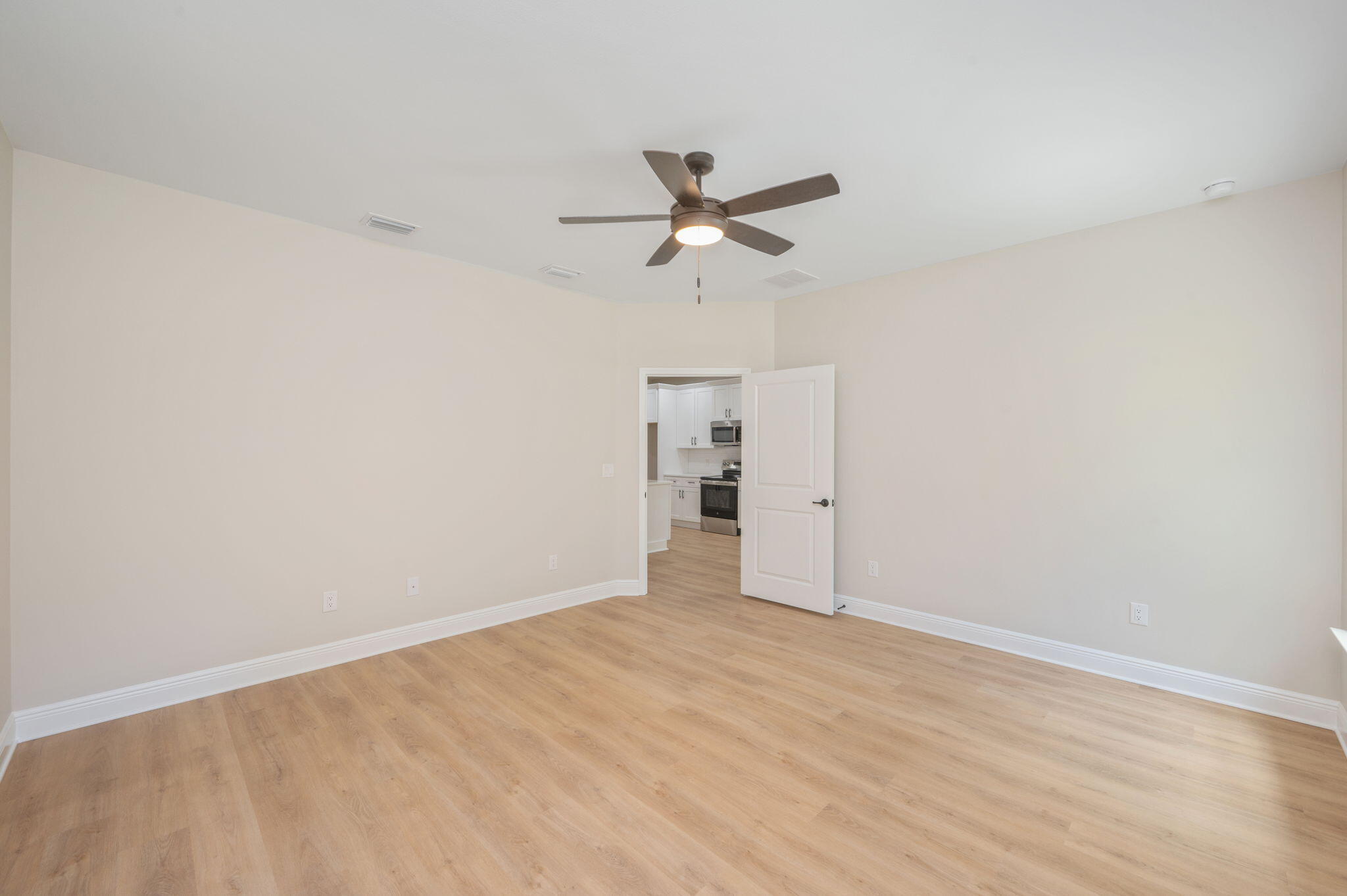 MORRIS ADD CRESTVIEW LOTS 3 & 4 BLK 14 - Residential