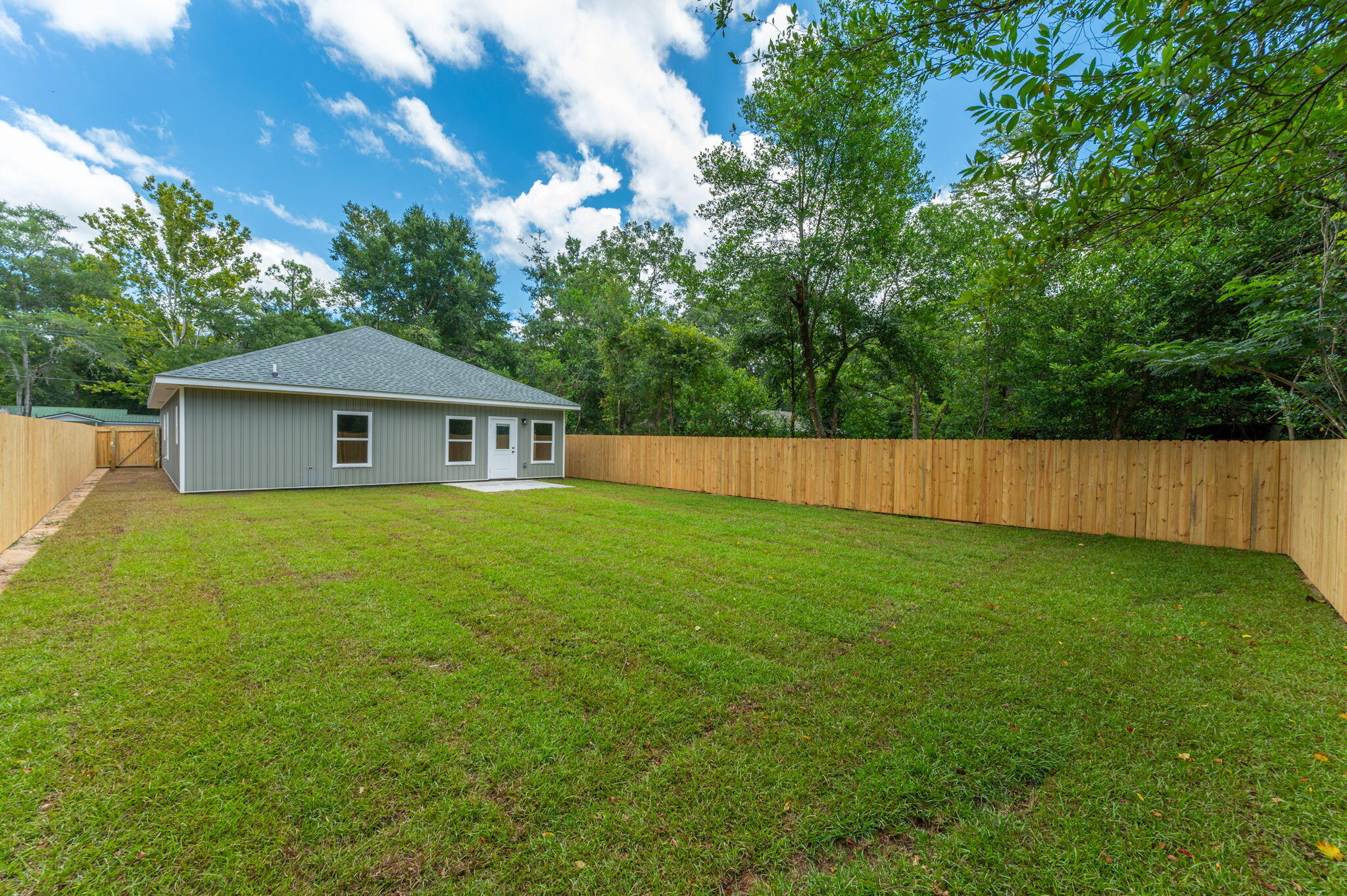 MORRIS ADD CRESTVIEW LOTS 3 & 4 BLK 14 - Residential