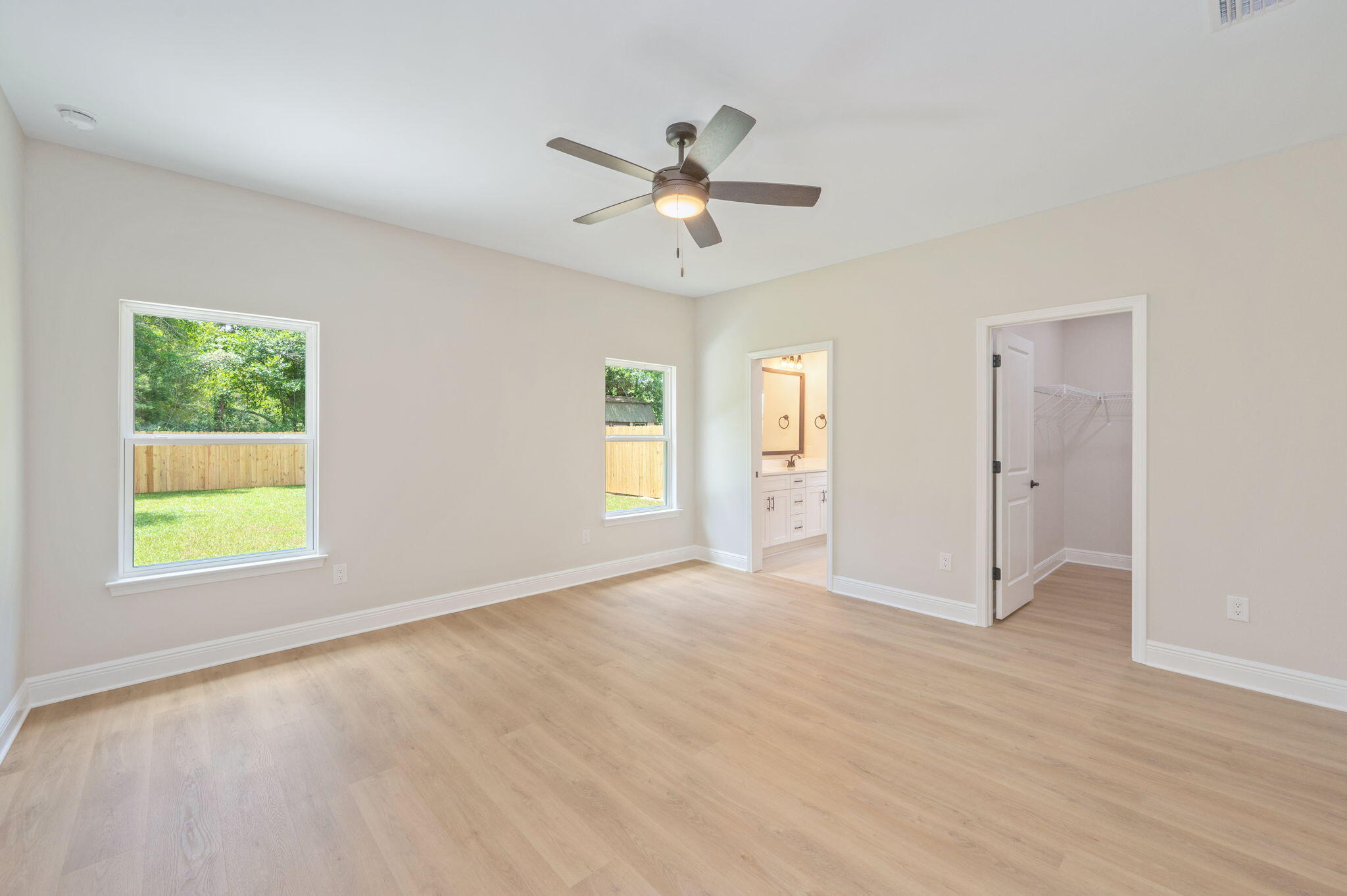 MORRIS ADD CRESTVIEW LOTS 3 & 4 BLK 14 - Residential