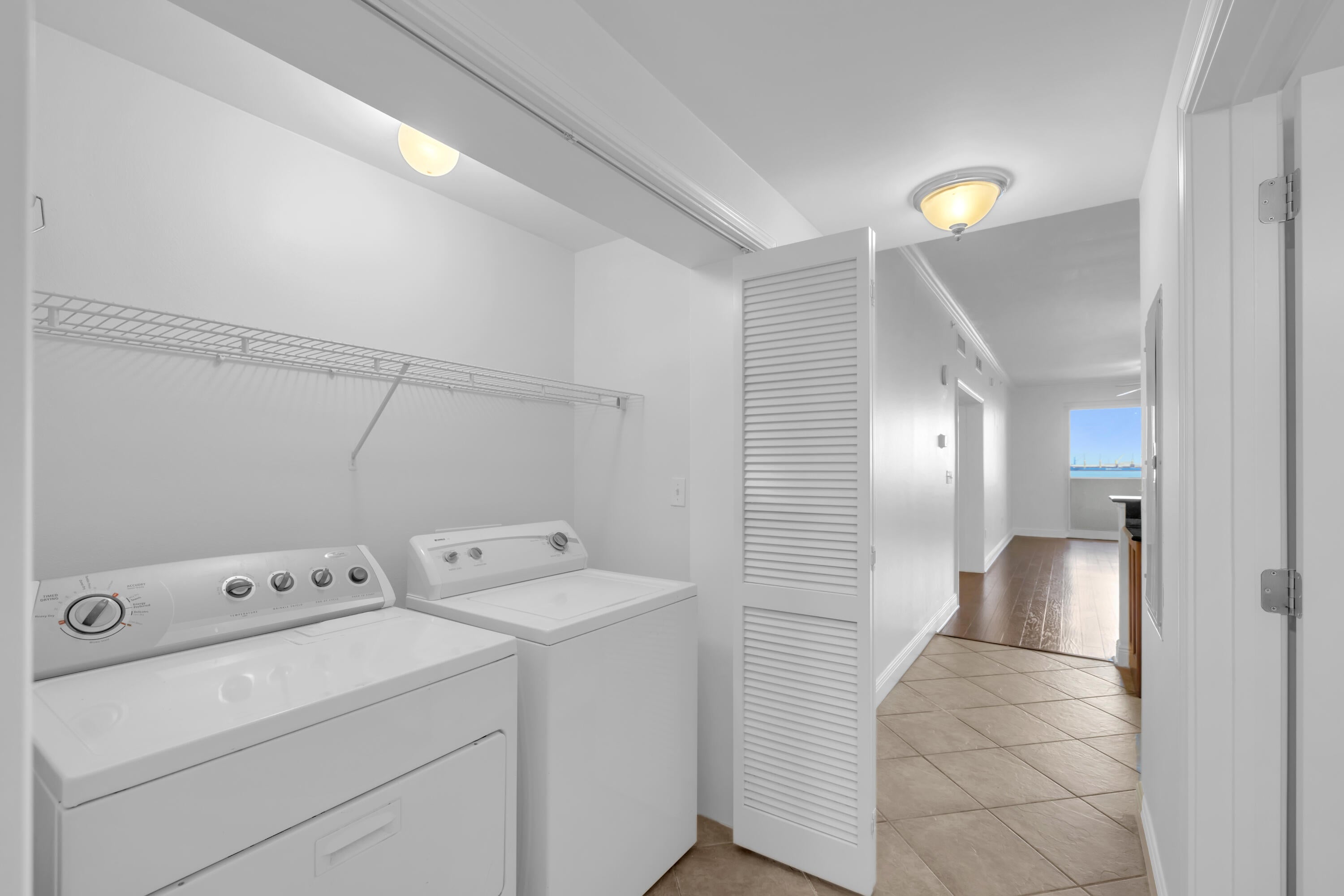 MAGNOLIA BAY CLUB T/H PH 1 - Residential