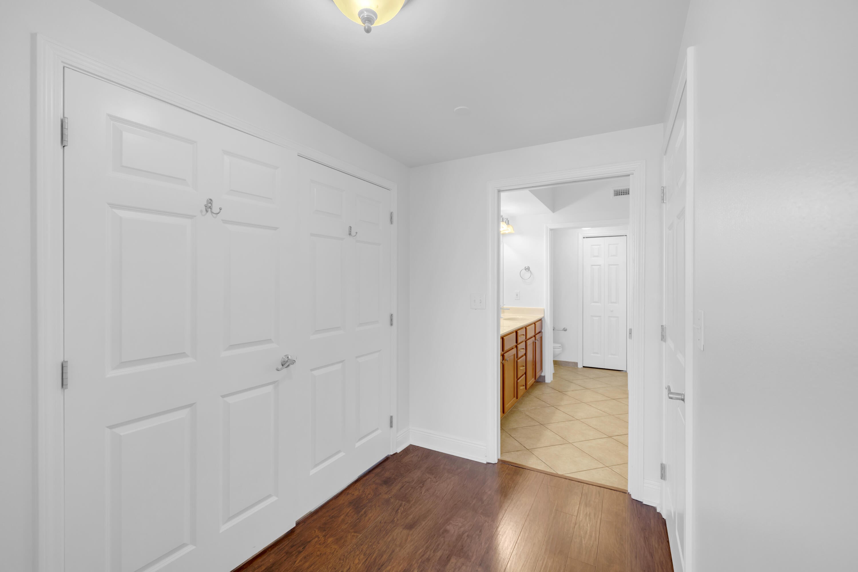 MAGNOLIA BAY CLUB T/H PH 1 - Residential