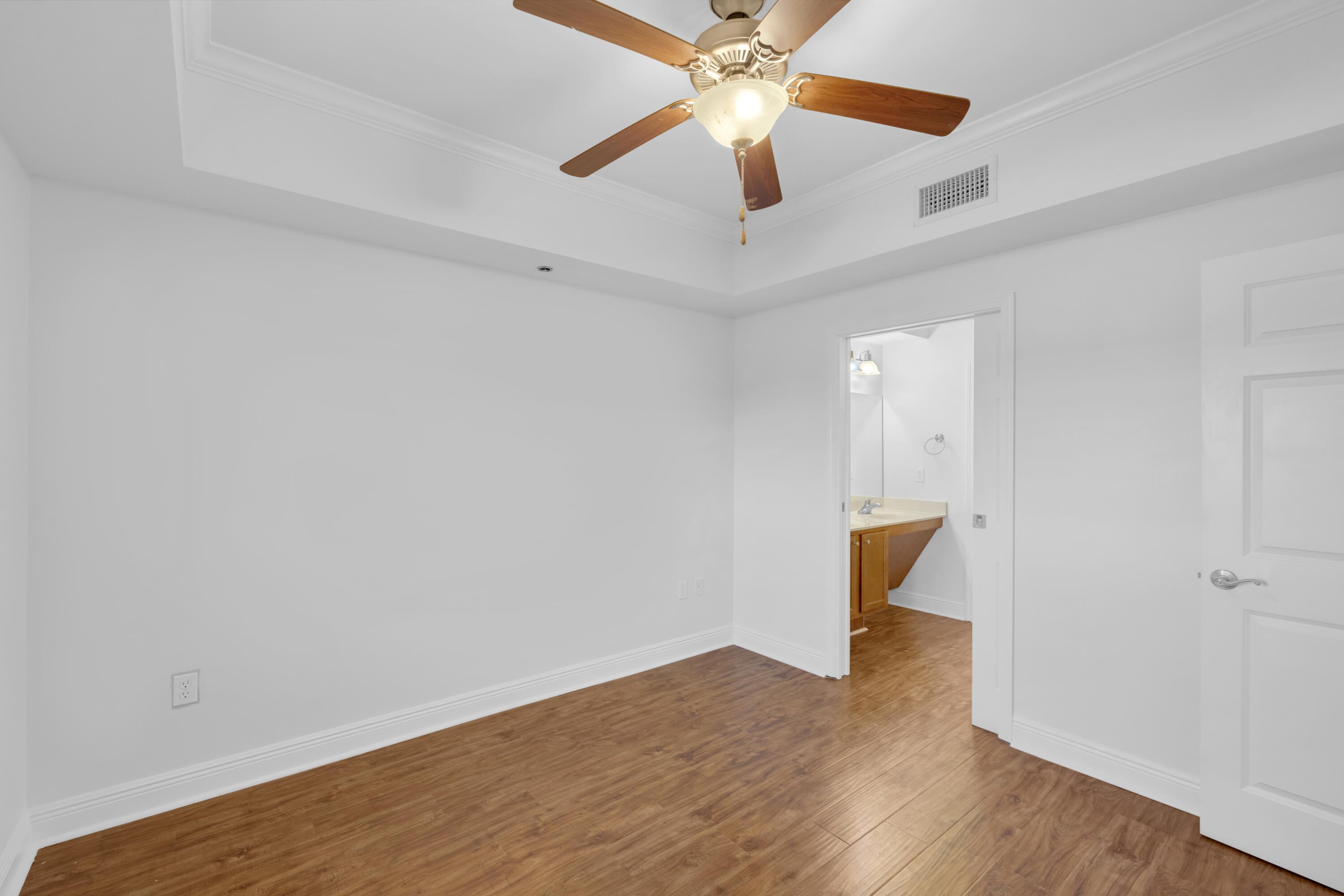 MAGNOLIA BAY CLUB T/H PH 1 - Residential