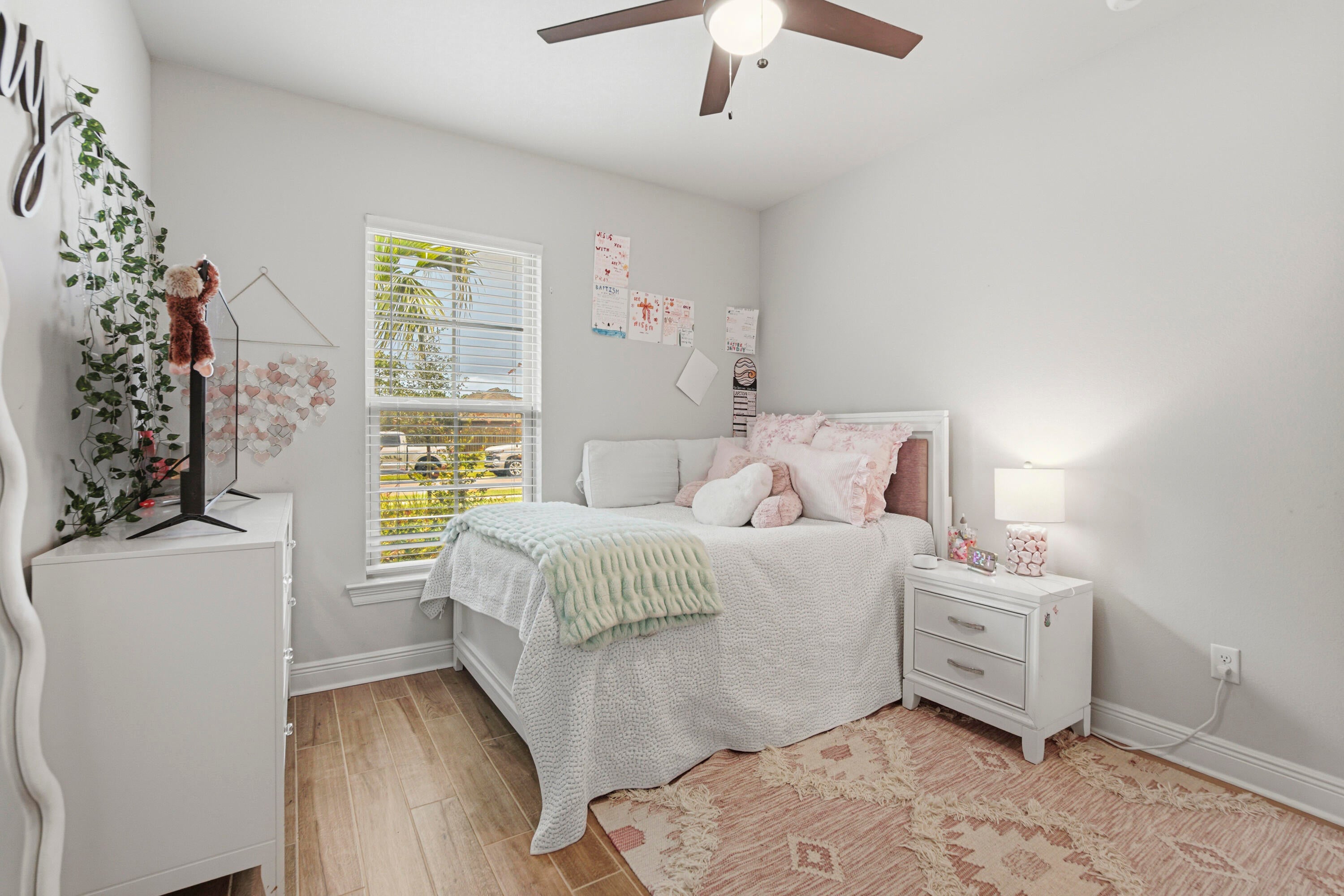 HAMMOCK BAY - STARBURST - Residential