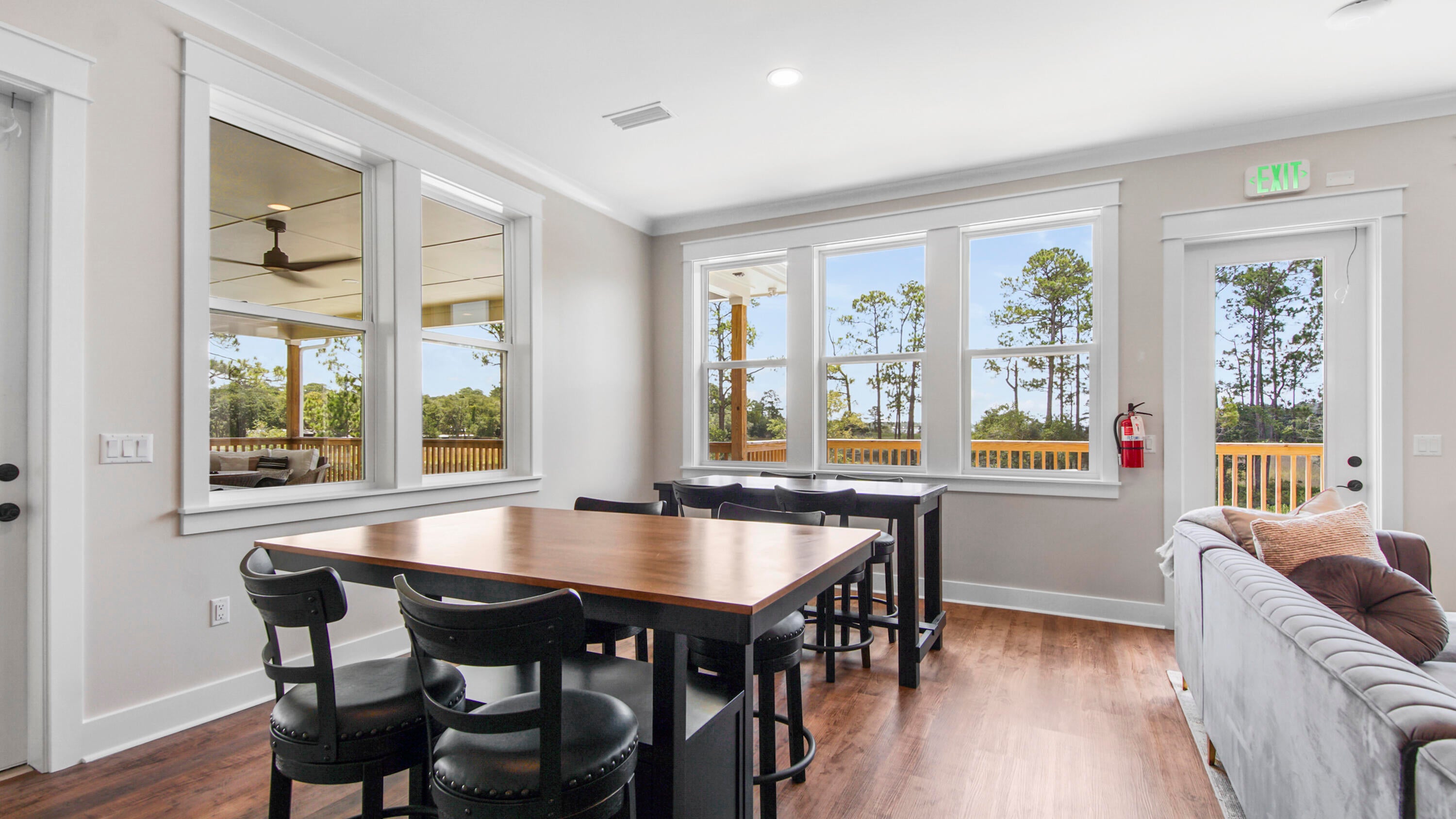 HAMMOCK BAY - STARBURST - Residential