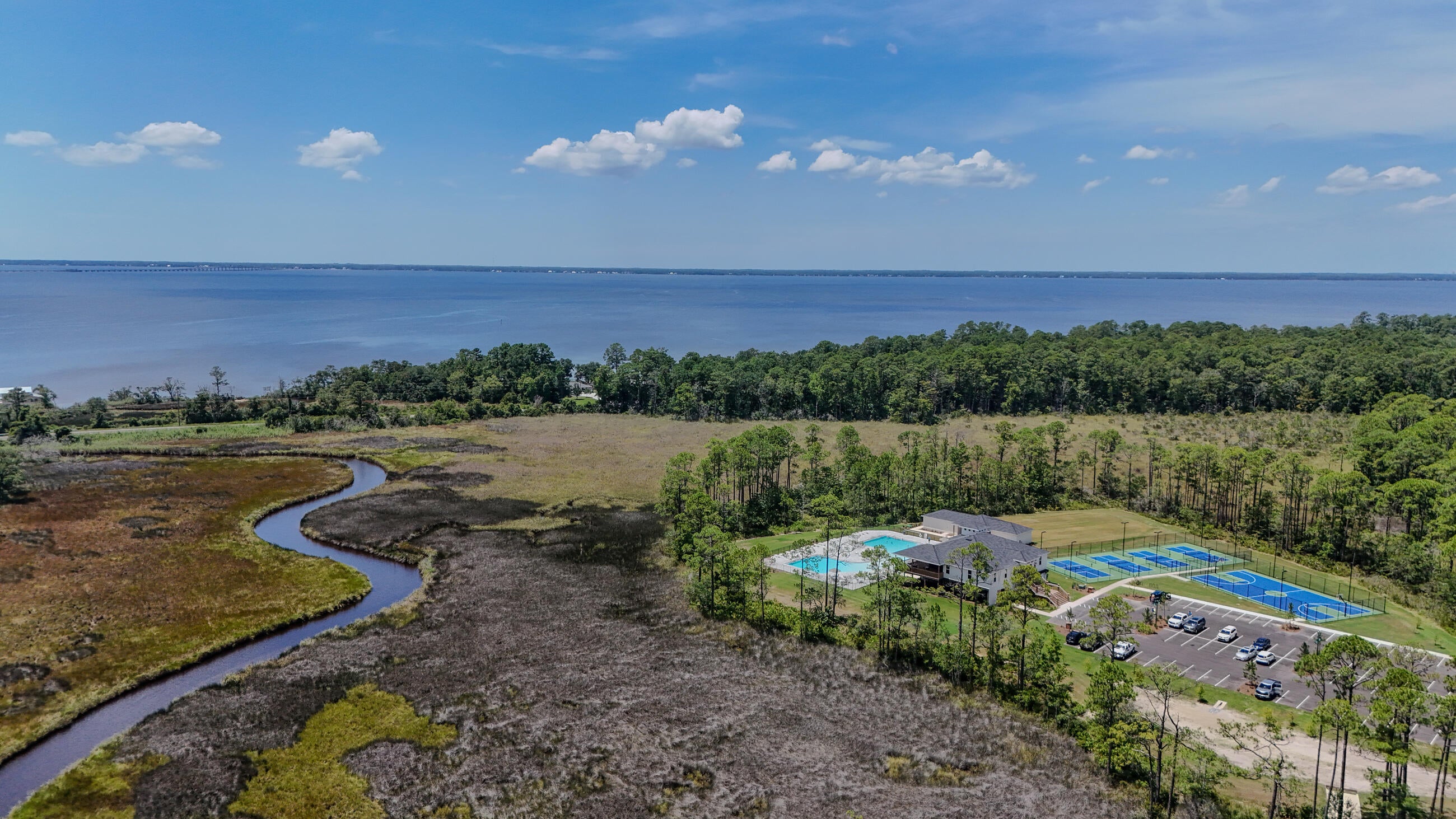 HAMMOCK BAY - STARBURST - Residential
