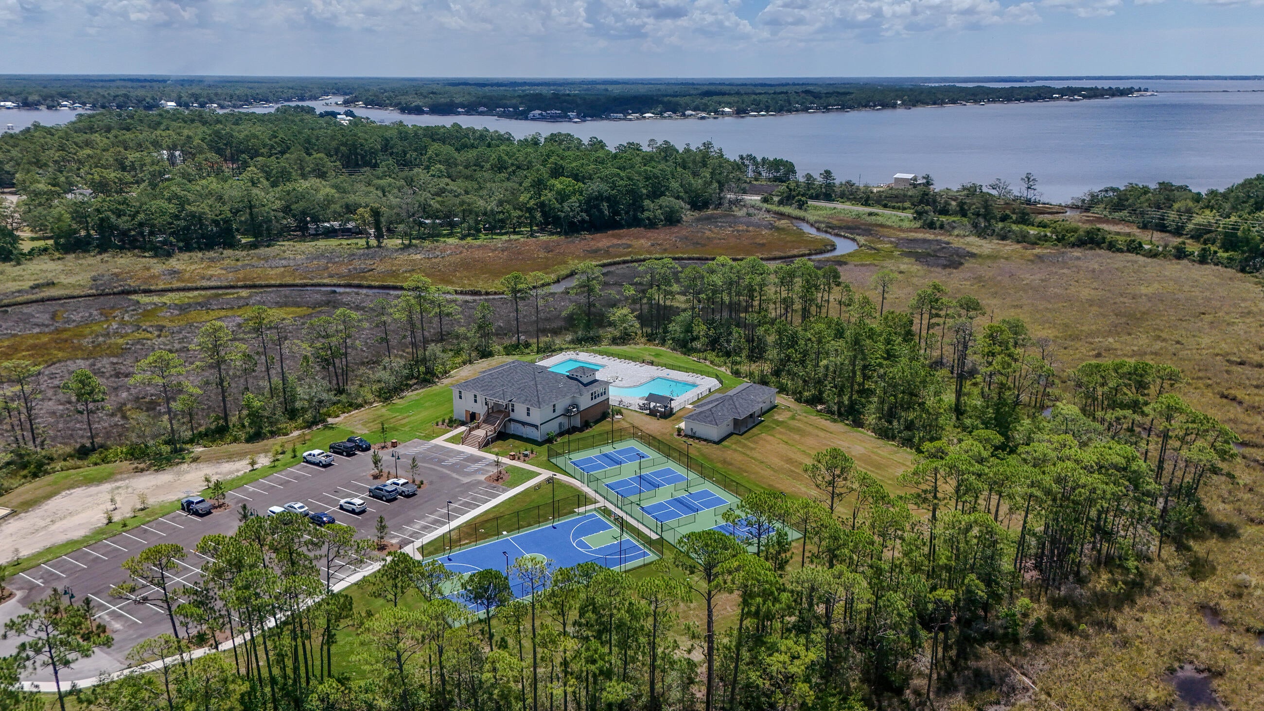 HAMMOCK BAY - STARBURST - Residential