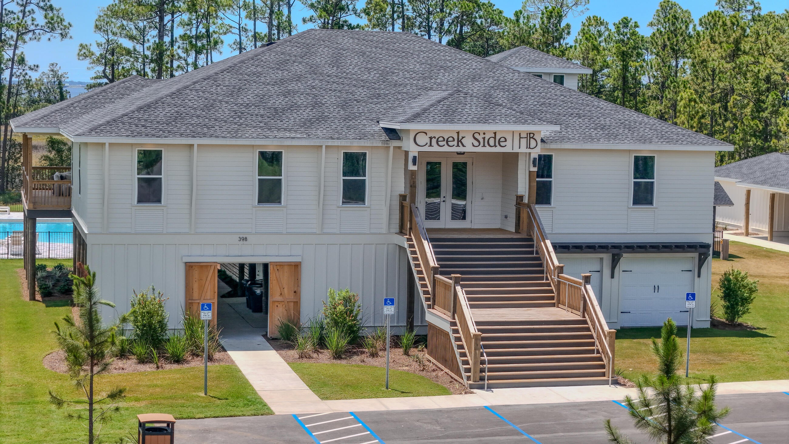 HAMMOCK BAY - STARBURST - Residential