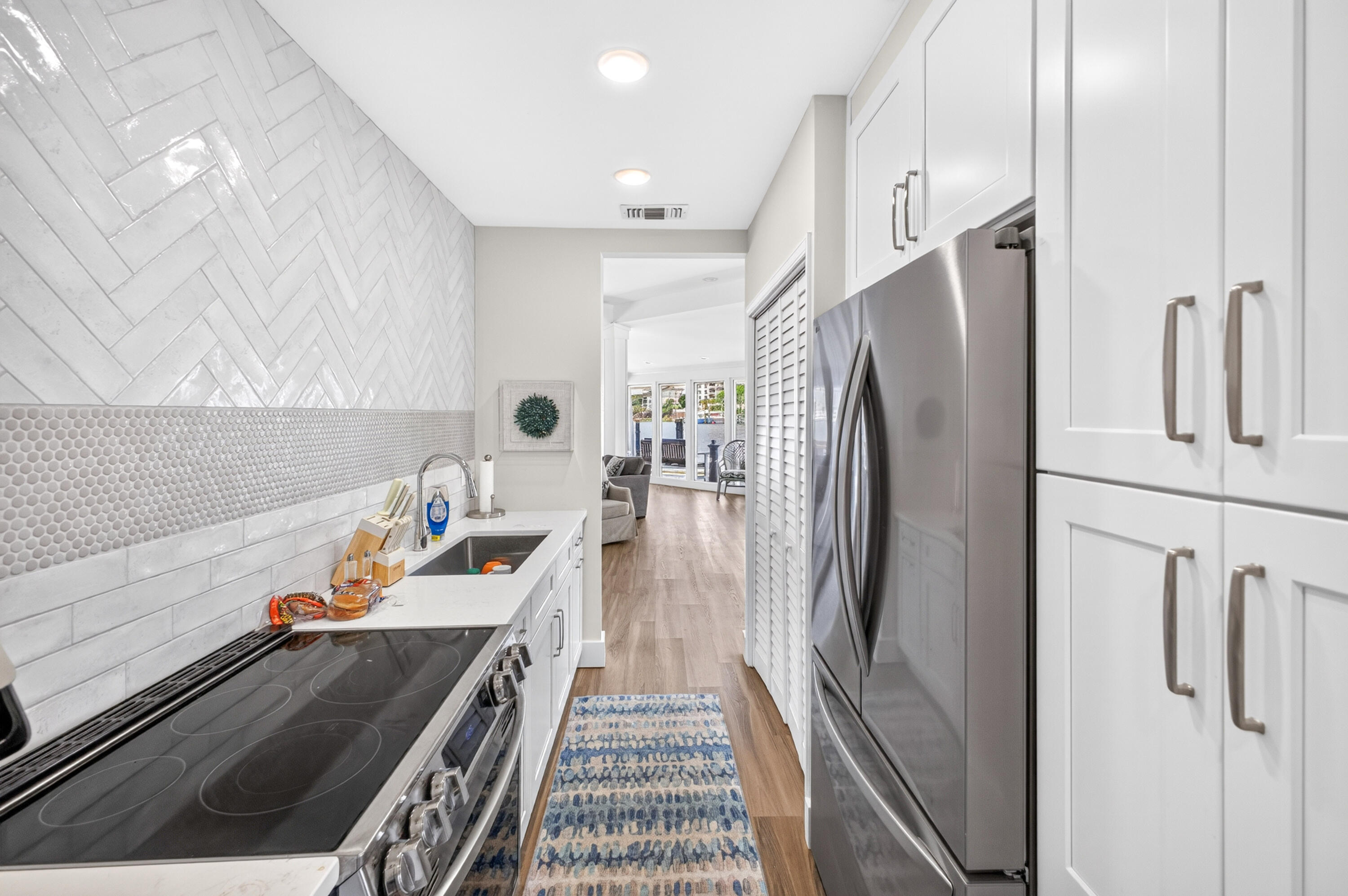 DOLPHIN POINT CONDO - Residential