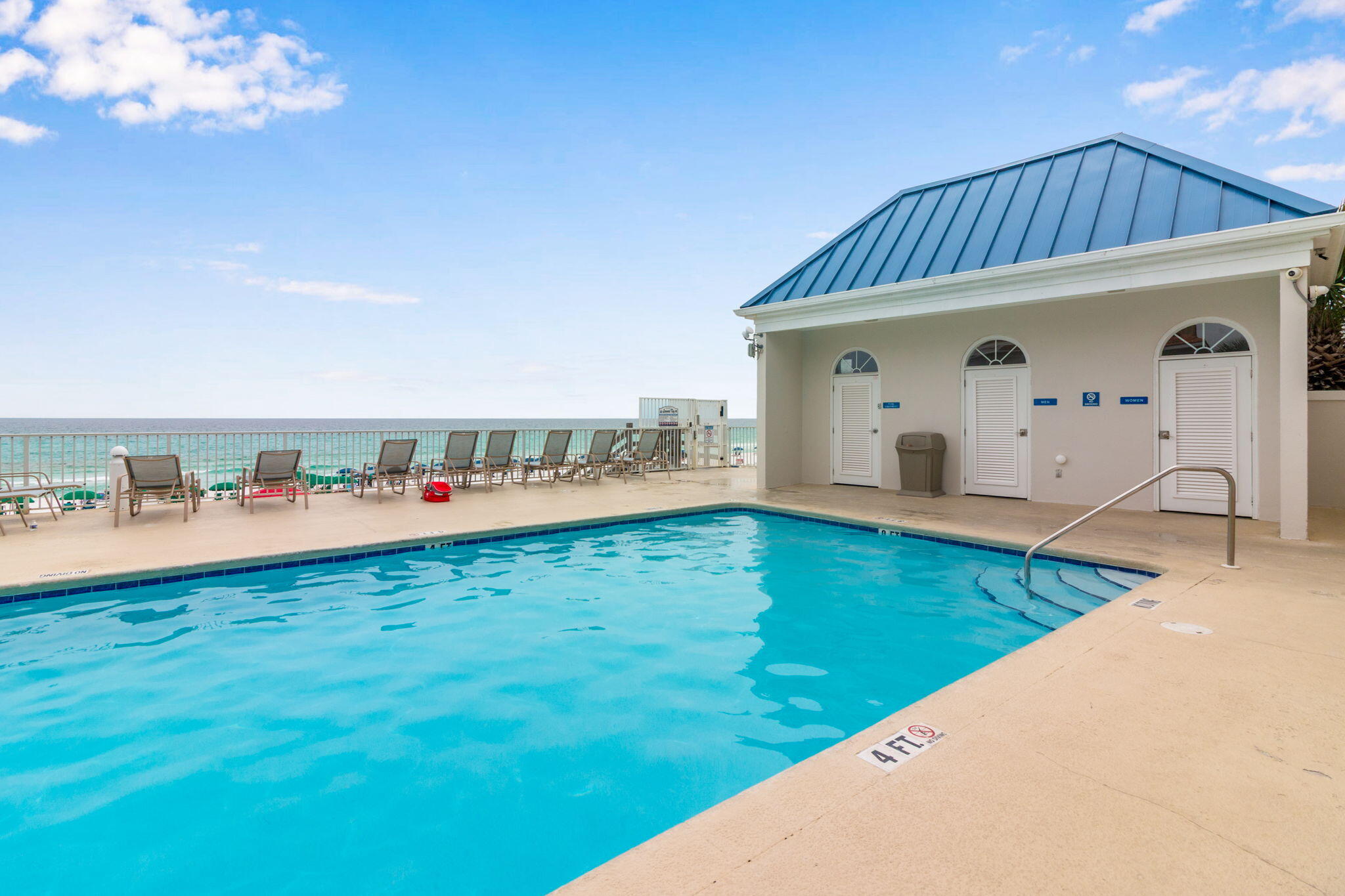 LEEWARD KEY - Residential