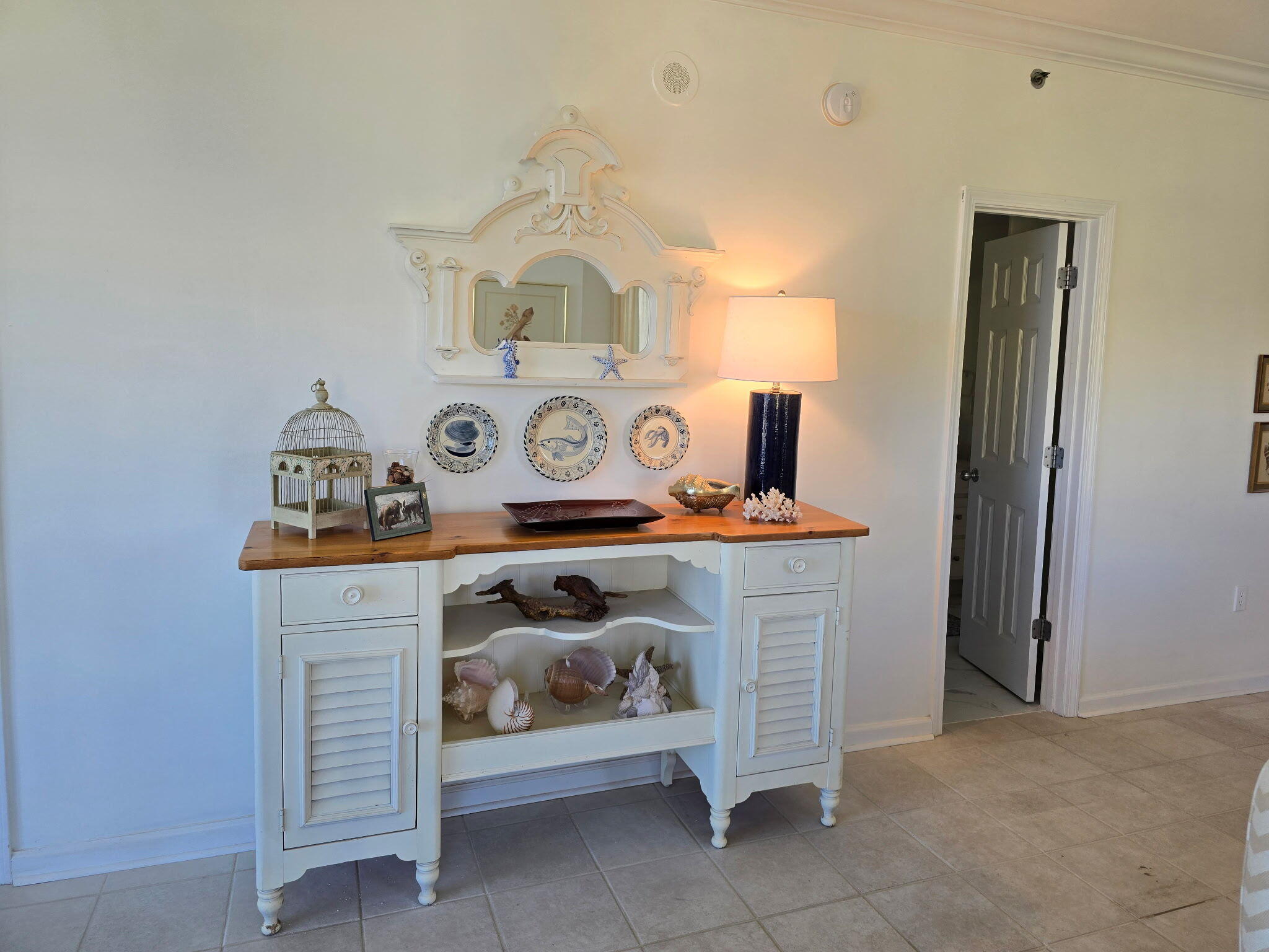 LEEWARD KEY - Residential