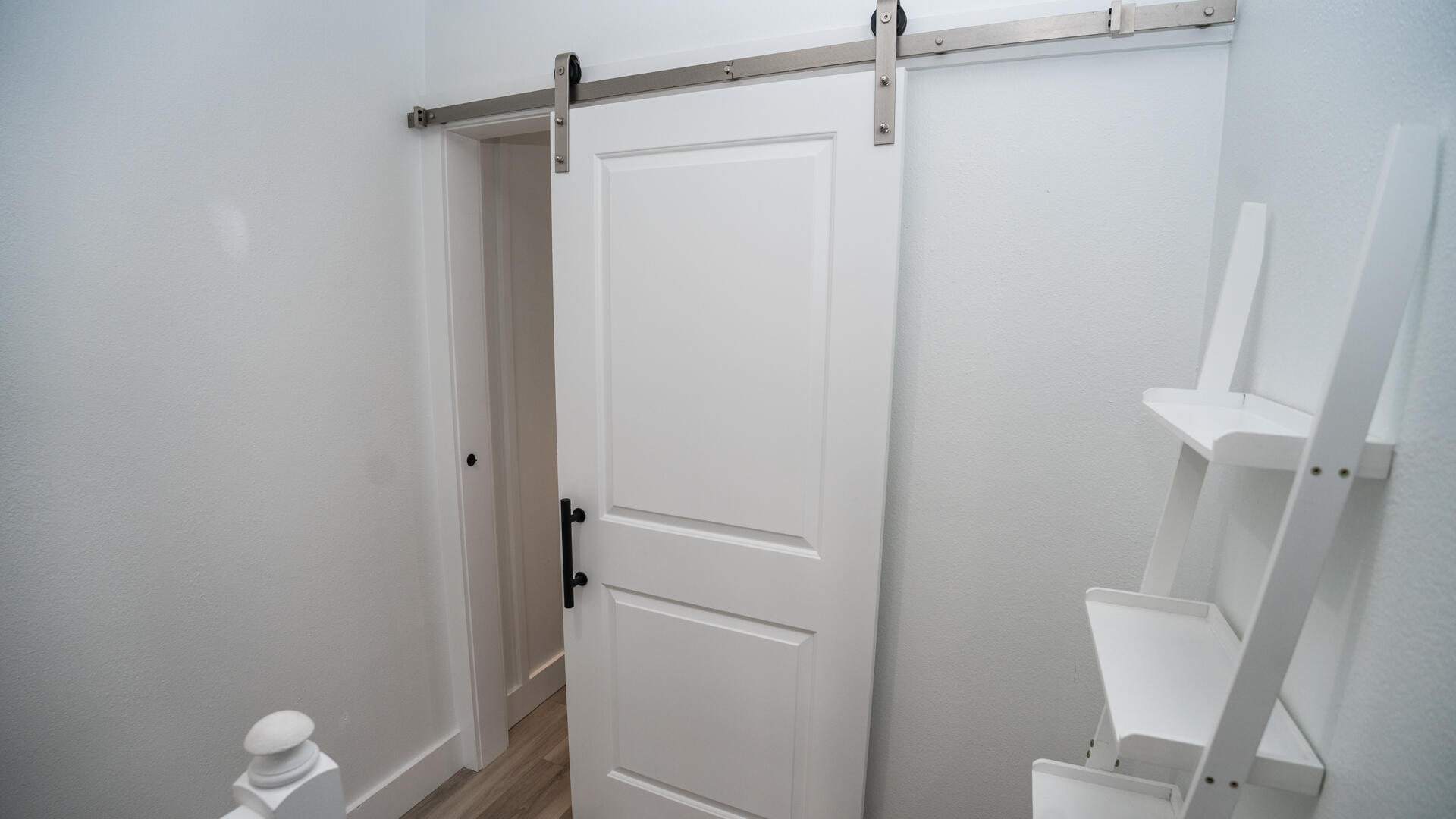 PORTSIDE CONDO - Residential