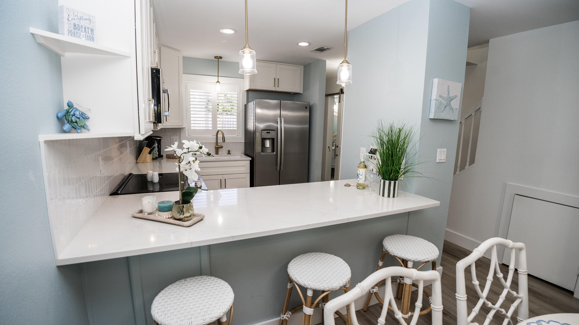 PORTSIDE CONDO - Residential