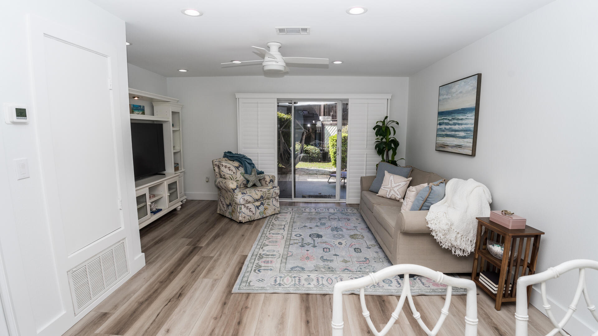 PORTSIDE CONDO - Residential