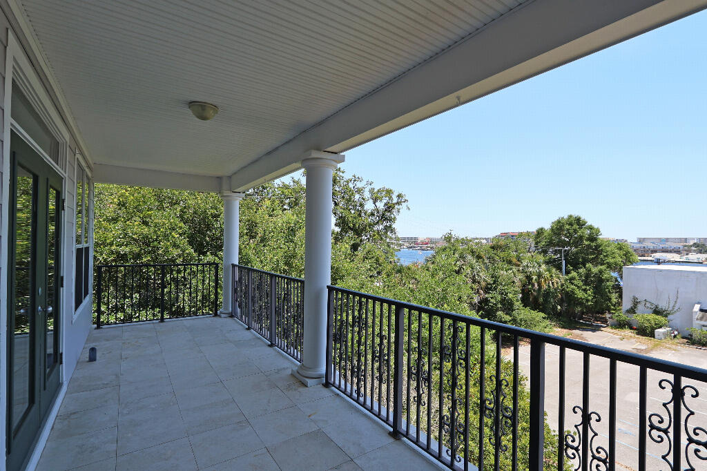 The French Quarters Condo - Residential