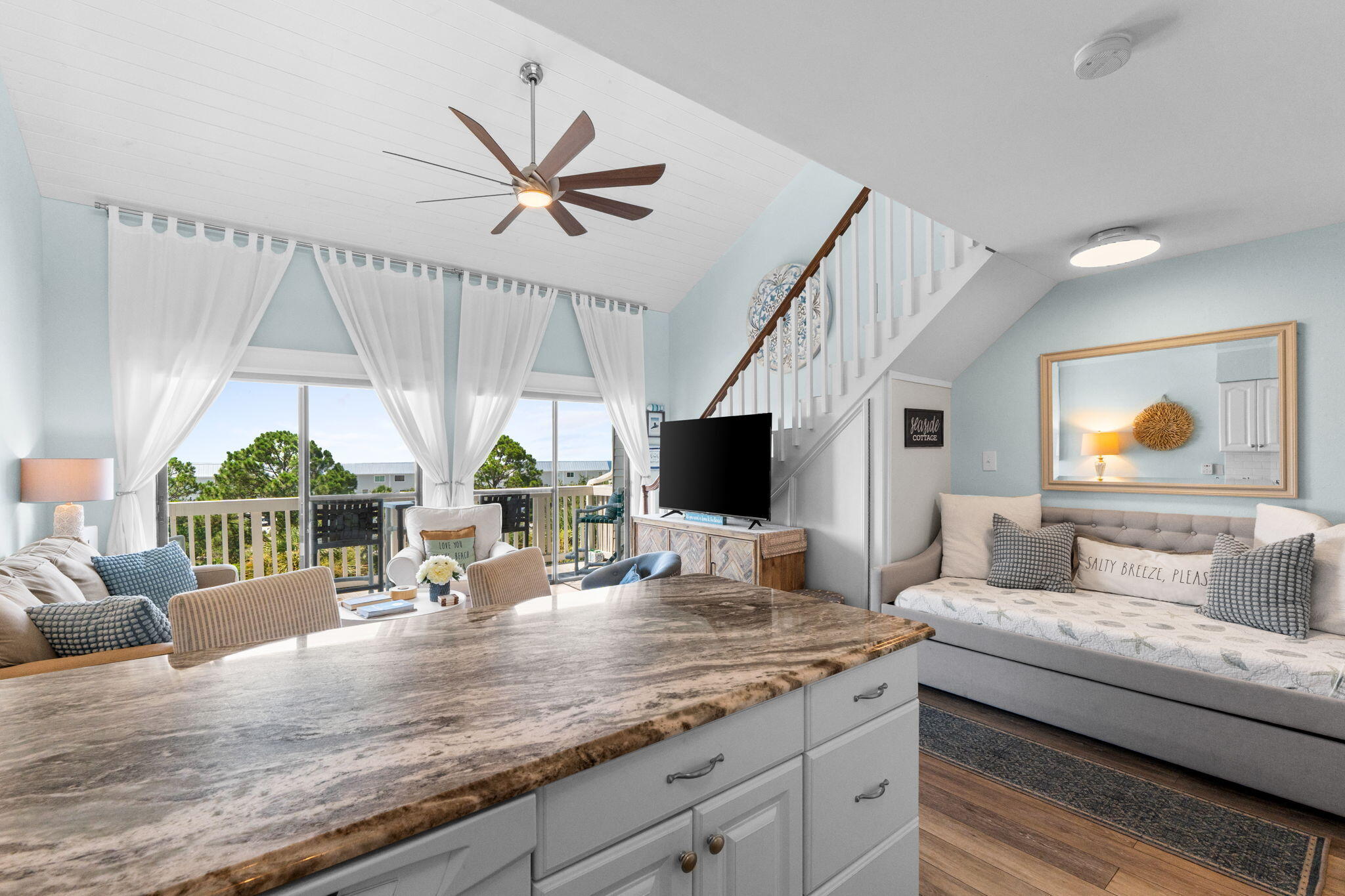 BEACHFRONT 2 PH 1 - Residential