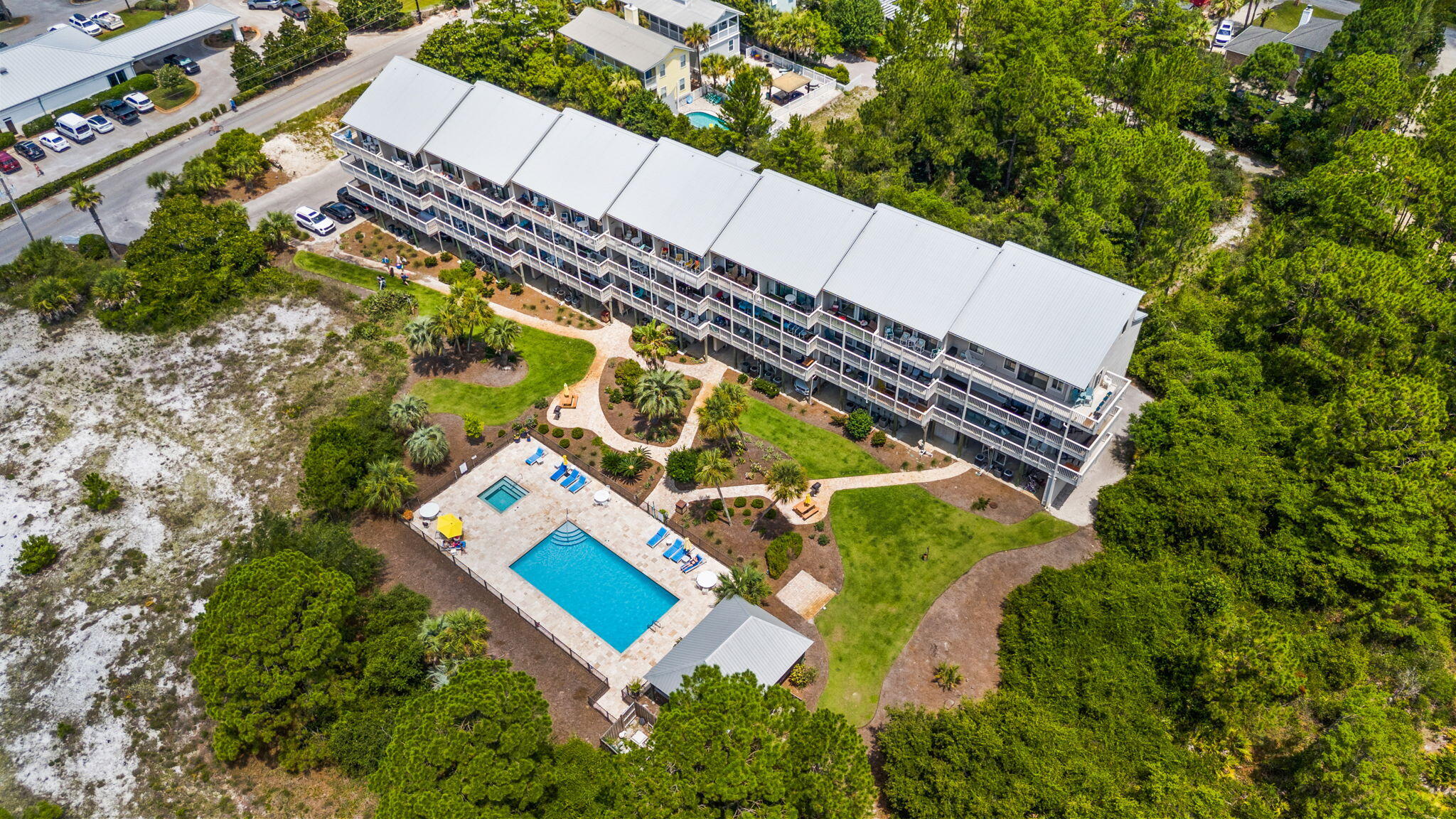 BEACHFRONT 2 PH 1 - Residential