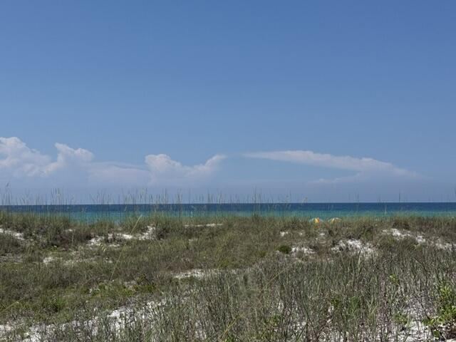 BEACHFRONT 2 PH 1 - Residential