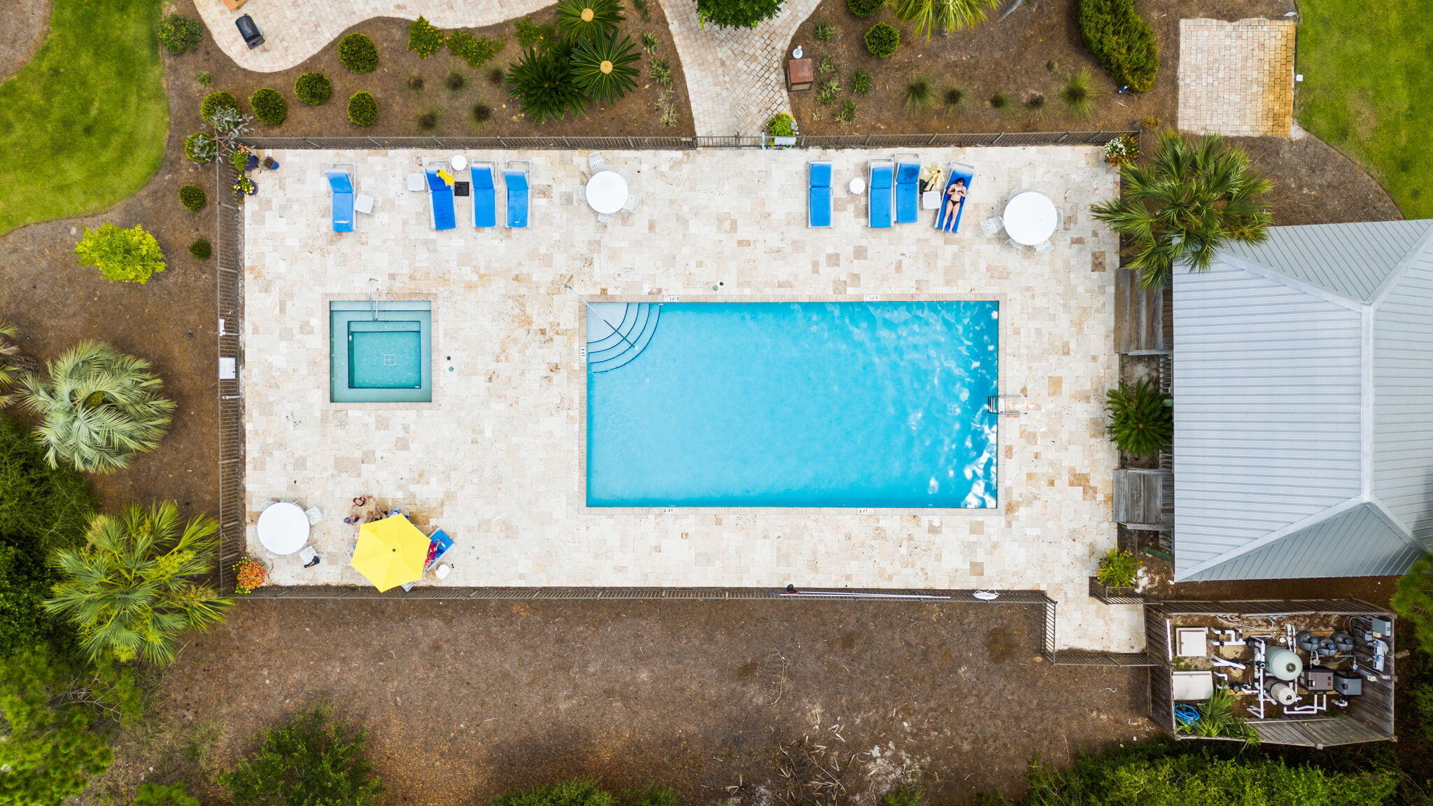 BEACHFRONT 2 PH 1 - Residential