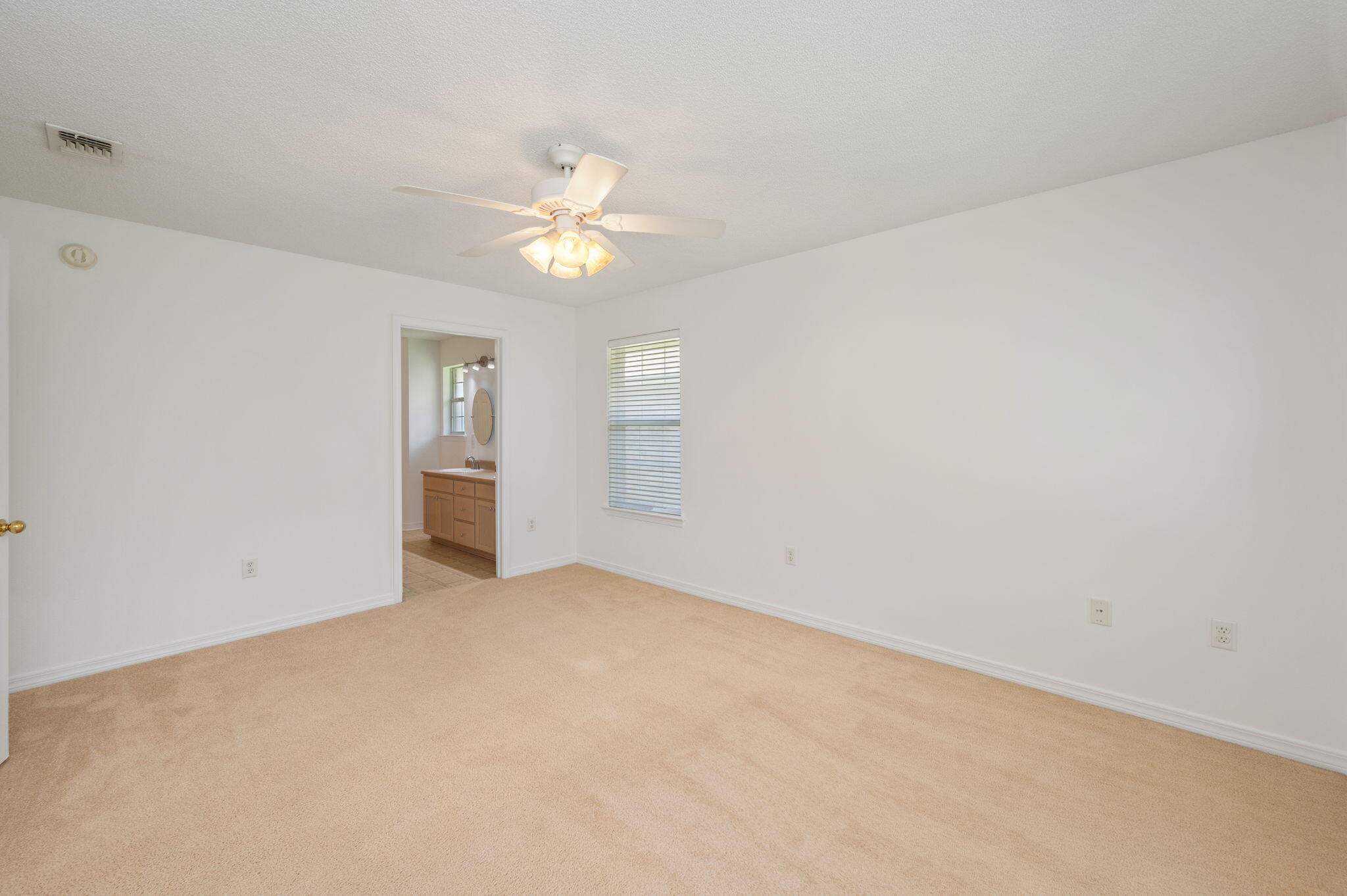 CREETWOOD PLACE - Residential Lease