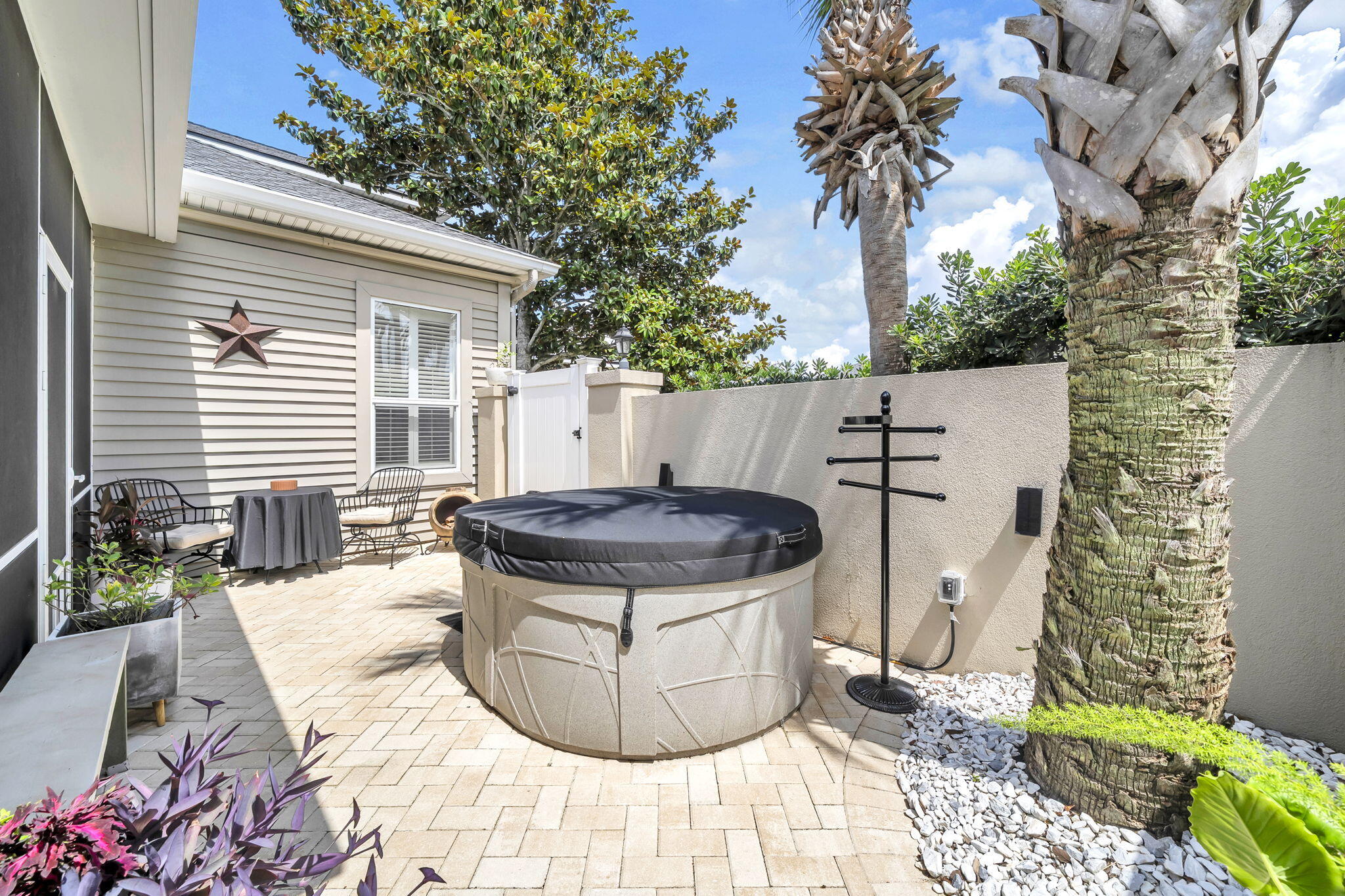 COURTYARDS OF SANTA ROSA BEACH - Residential