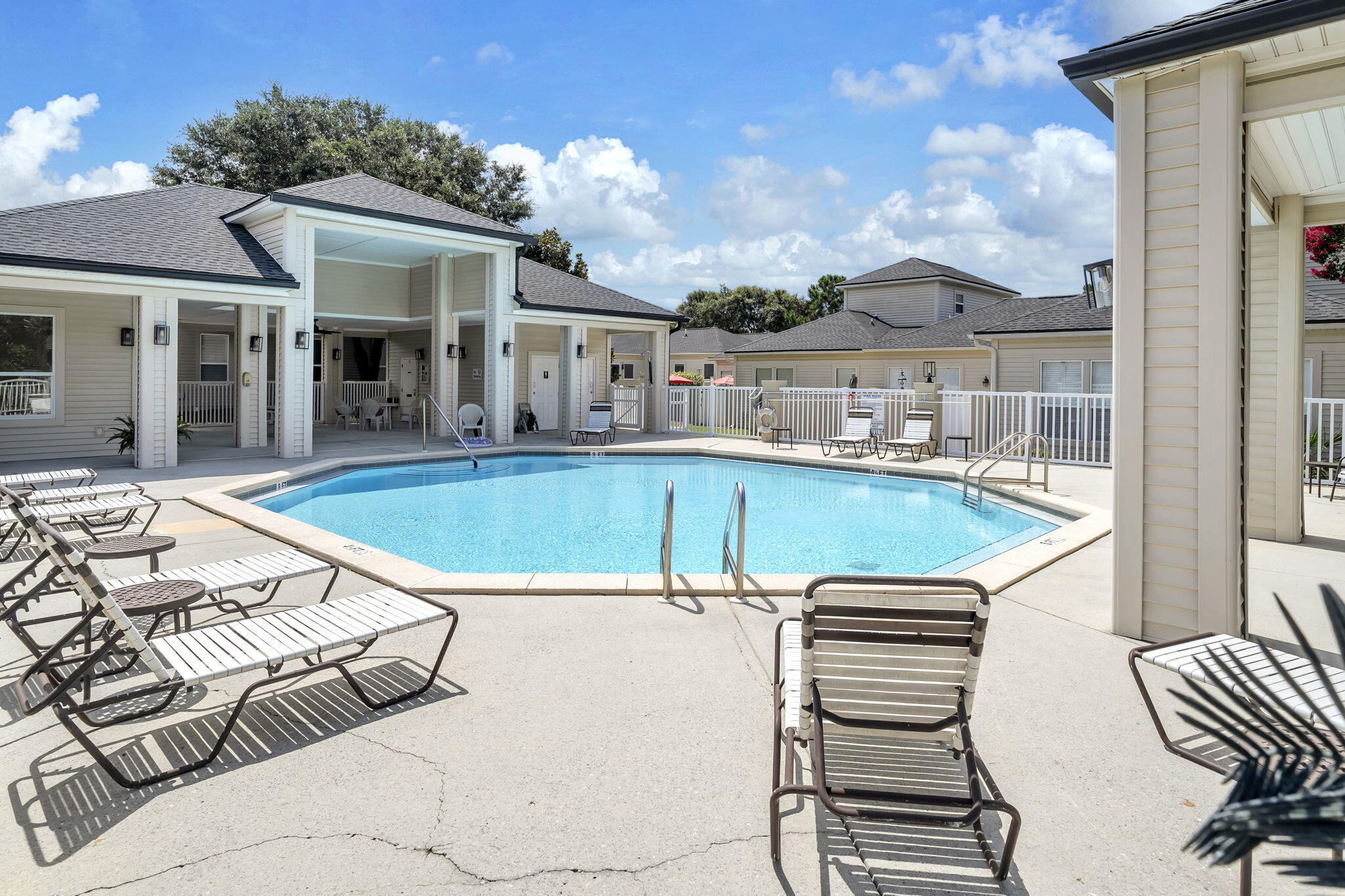COURTYARDS OF SANTA ROSA BEACH - Residential