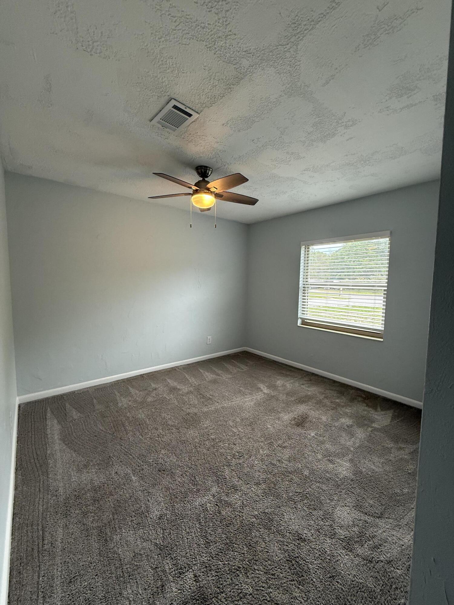WINTHROP PLACE 1ST ADDN - Residential Lease